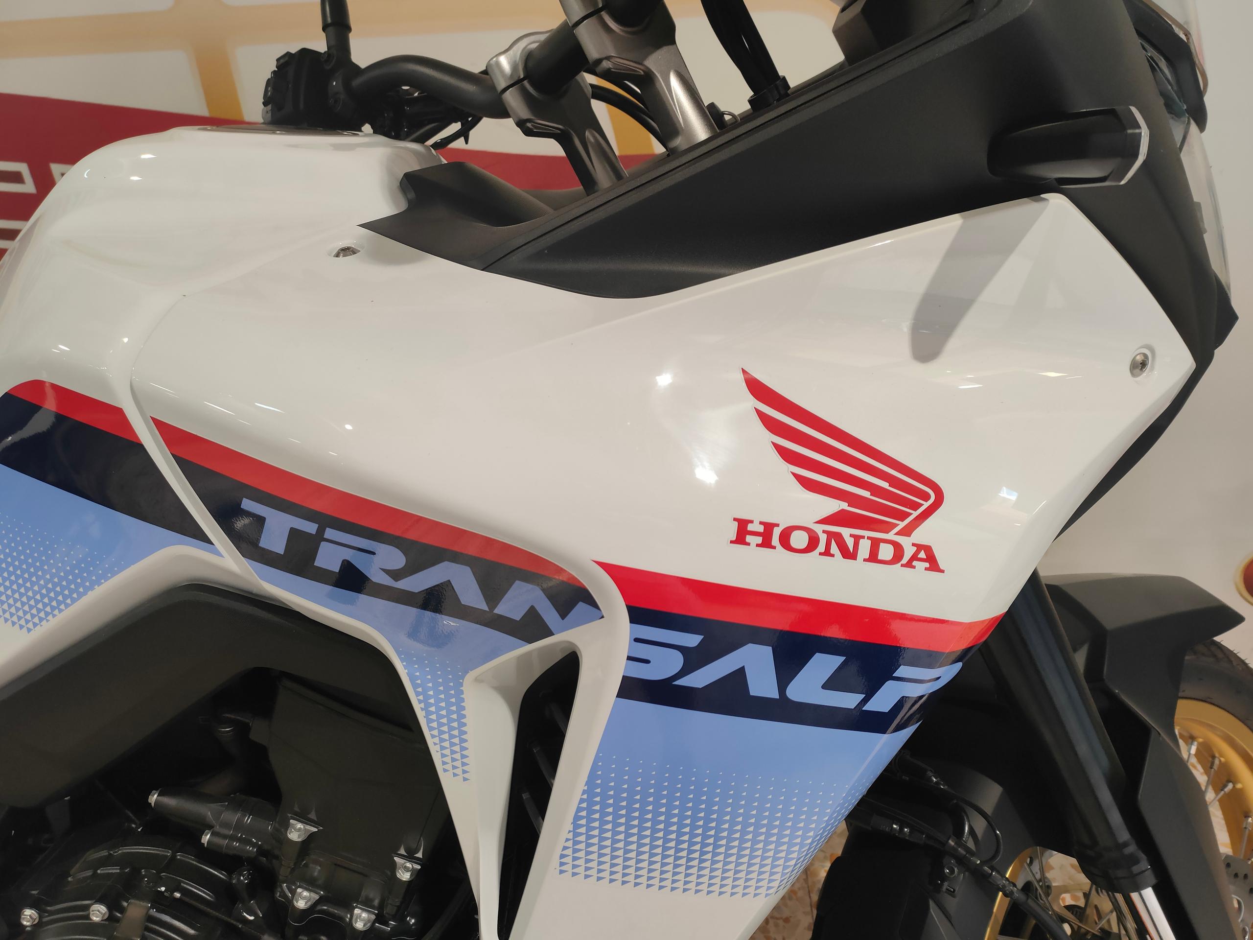 Honda Transalp XL 750 2023 Km 1285
