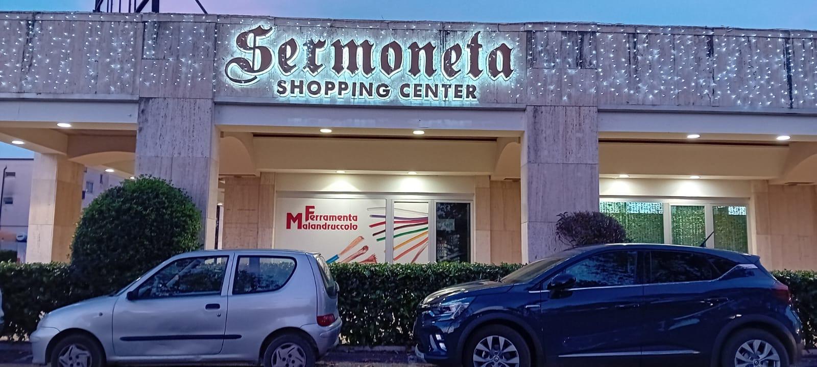Conversione da Neon a Led Latina, C.C. Sermoneta Shopping Center