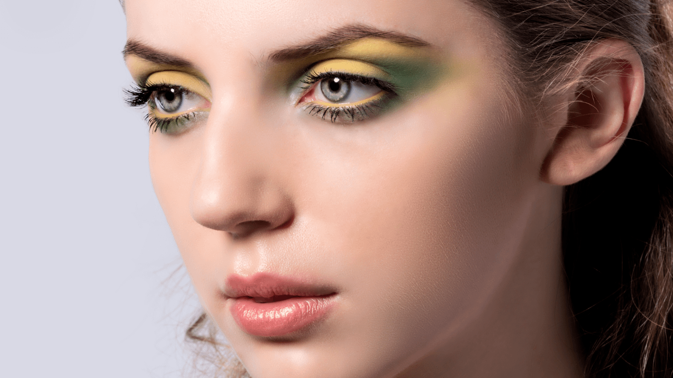 lara-pellicano-make-up-bac 2png