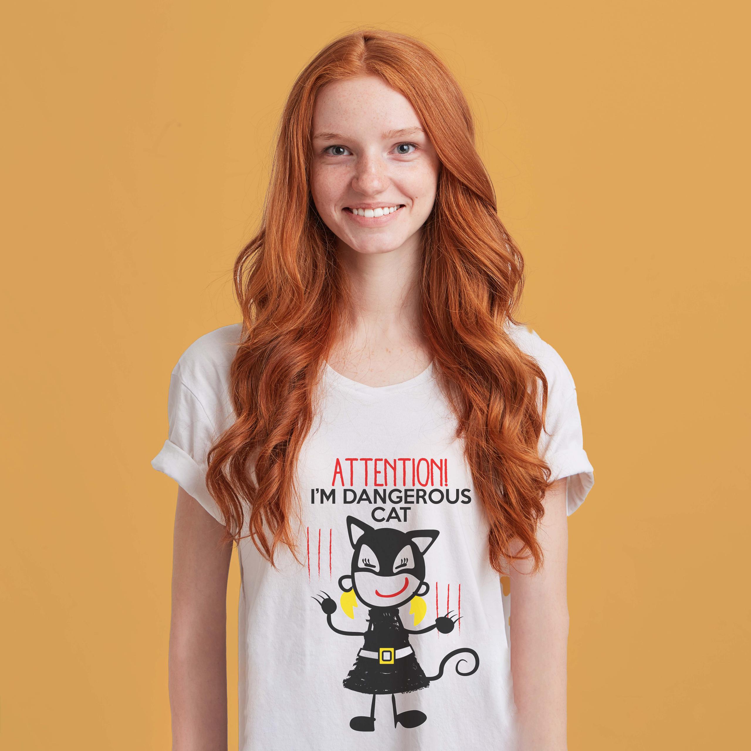 T SHIRT CATWOMAN - I'm a Dangerous Cat