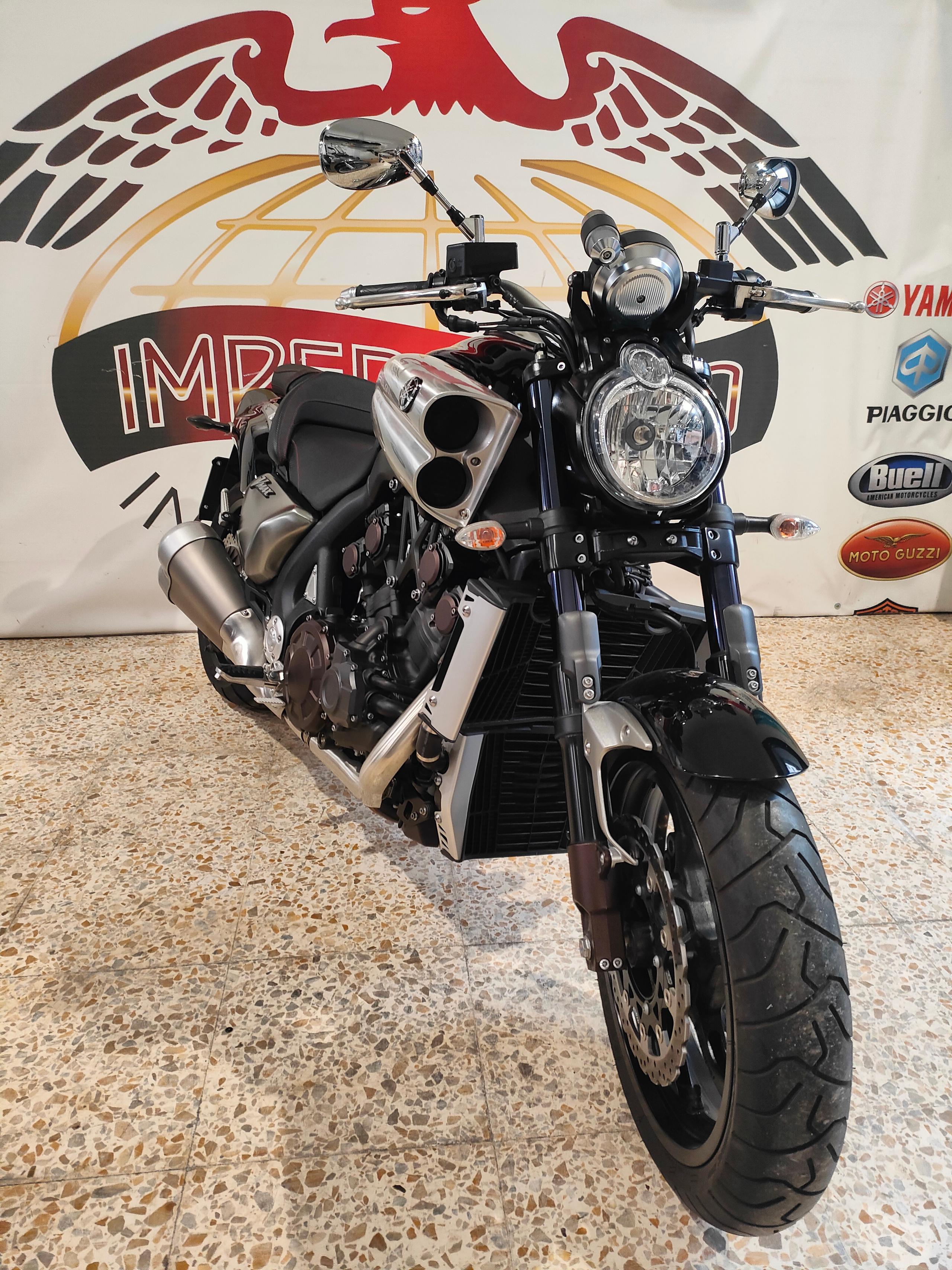 Yamaha VMAX 1700 2014 Km 7107