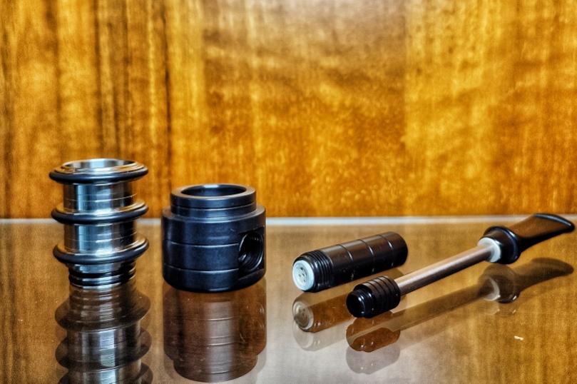 Job Pipe Bud Of Titan Peek Base Filtro 9 mm