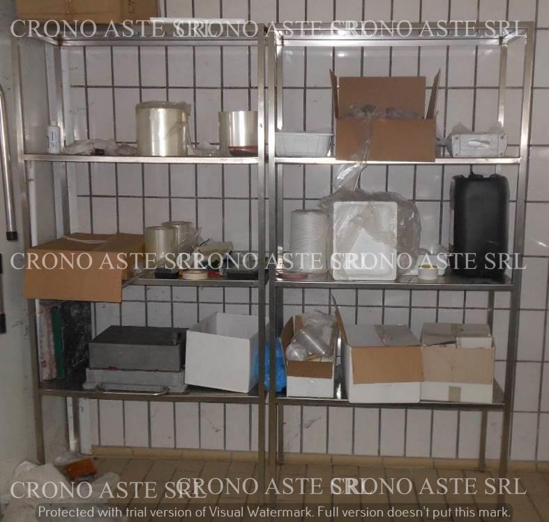 SCAFFALI IN LEGNO PER STAGIONATURA FORMAGGI