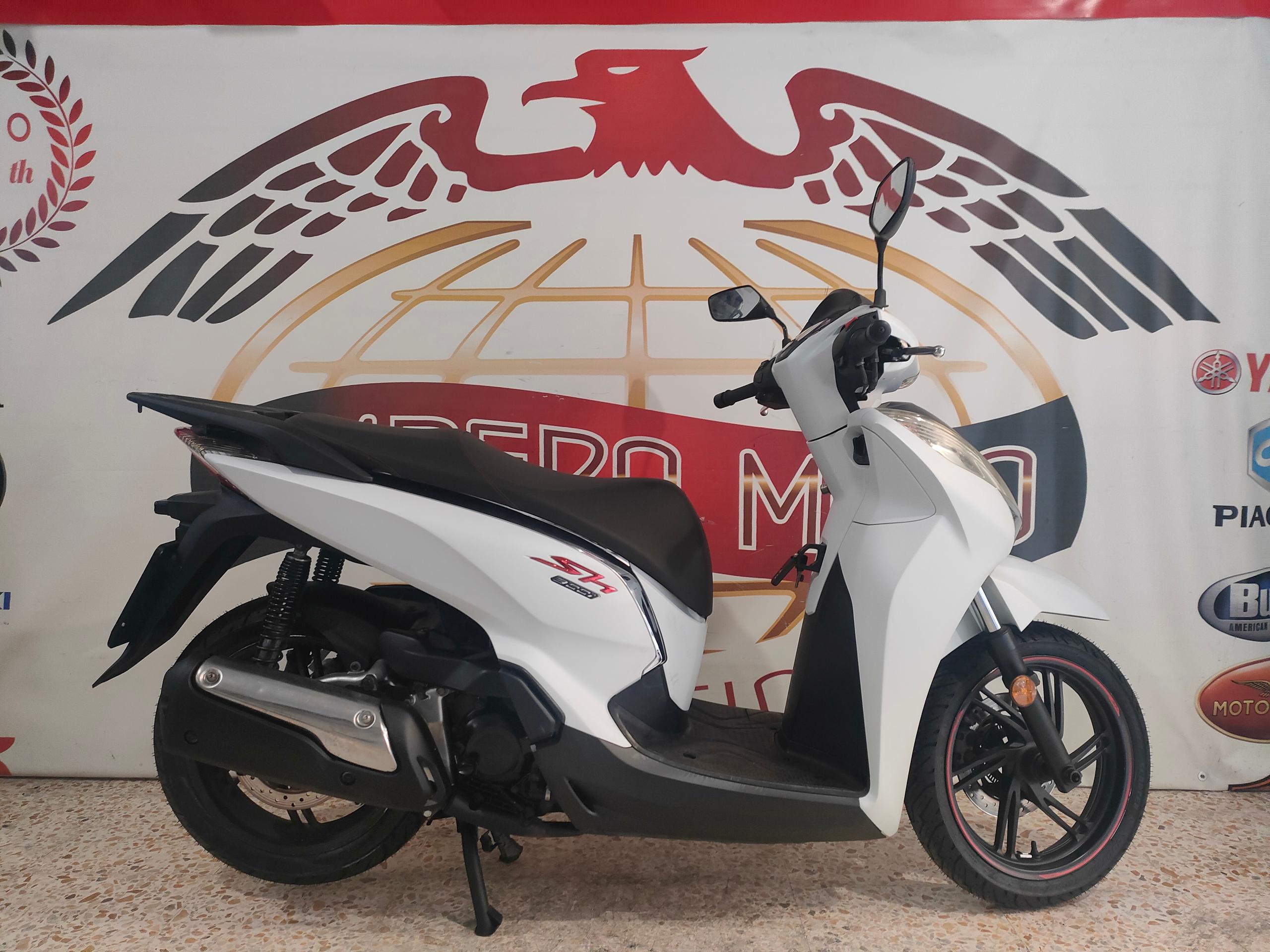 Honda SH300 2017 KM35560