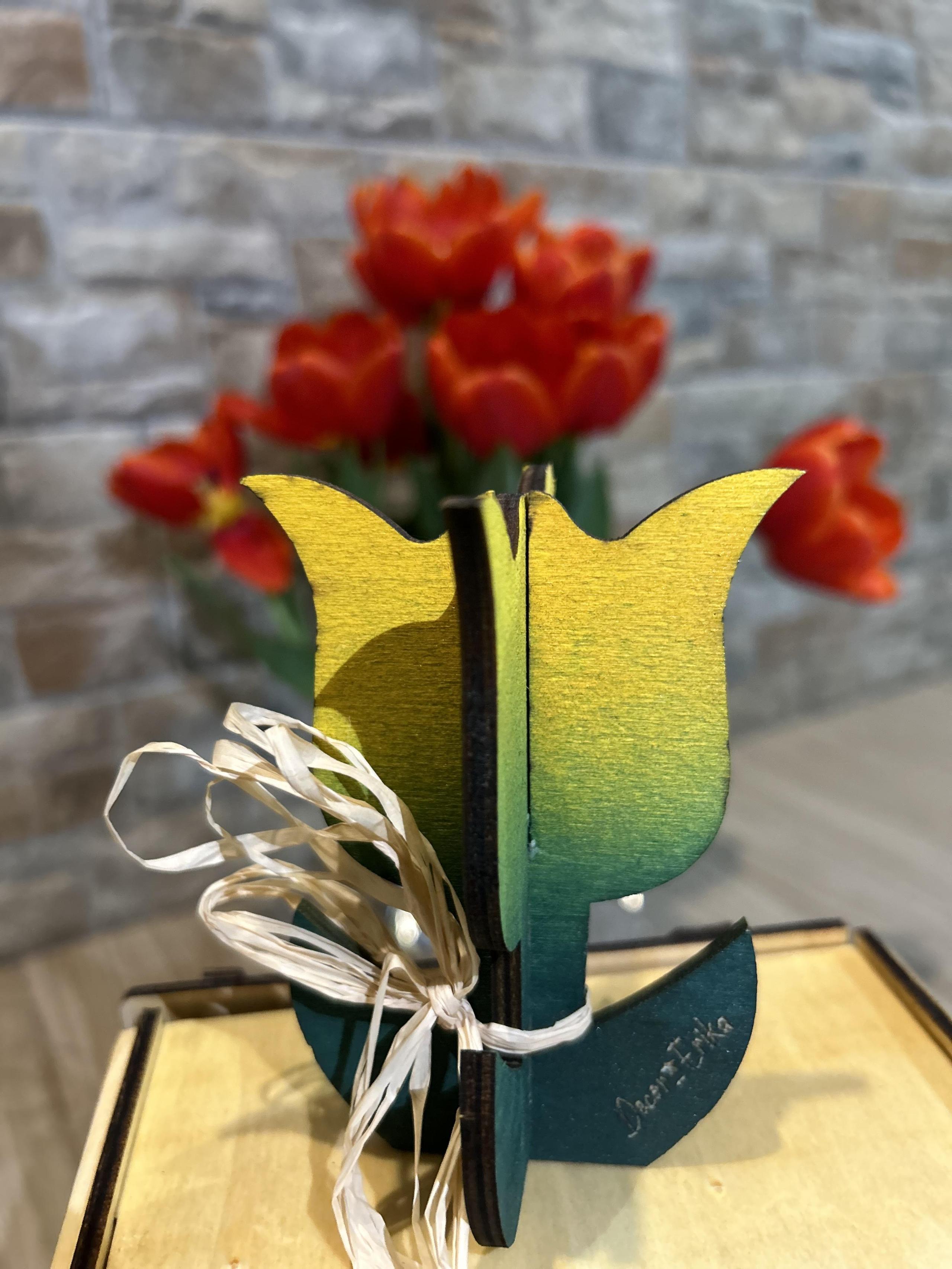 Tulipani in legno colorato 13 cm