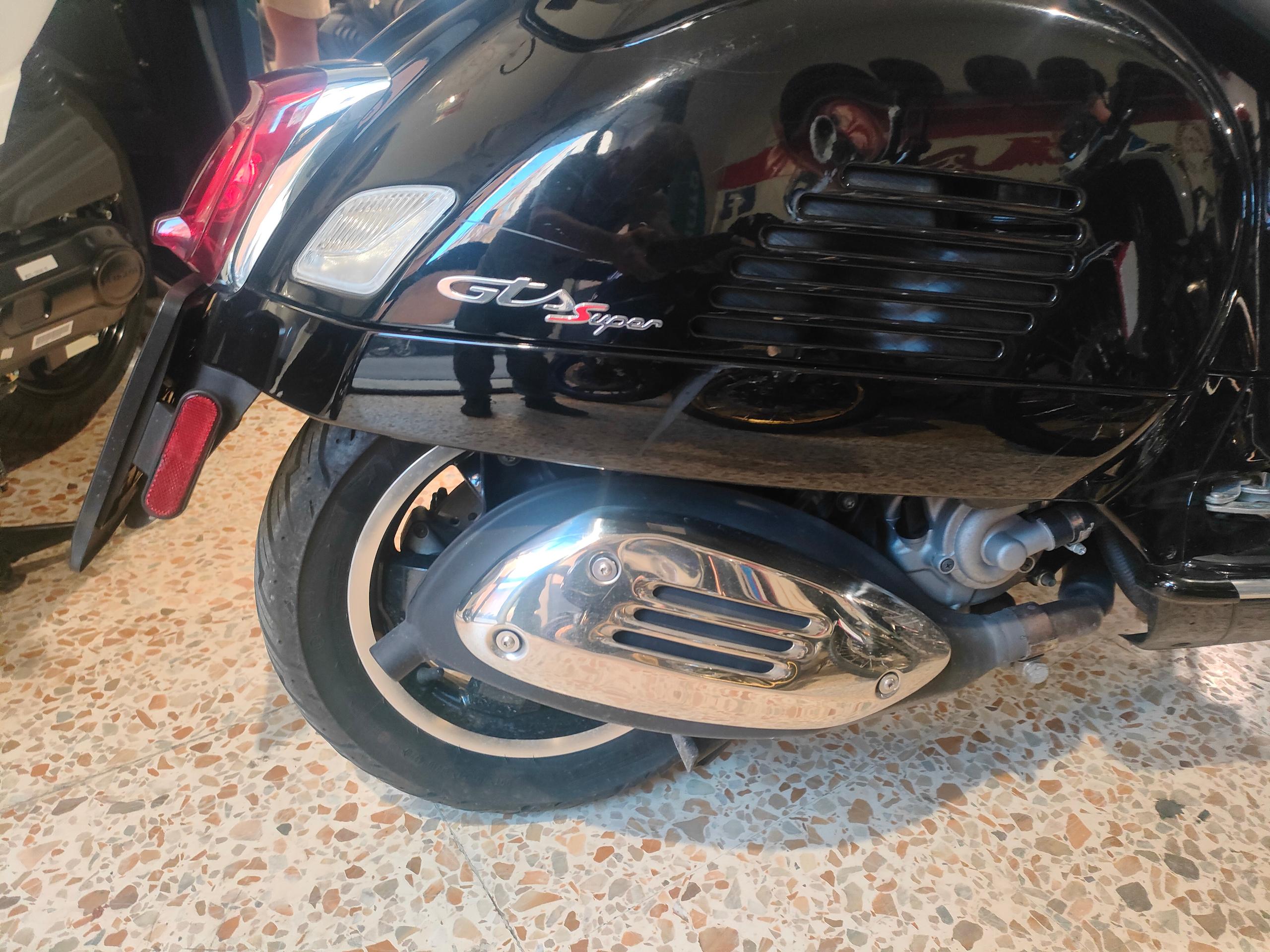 Vespa GTS 300 2021 Km 8831