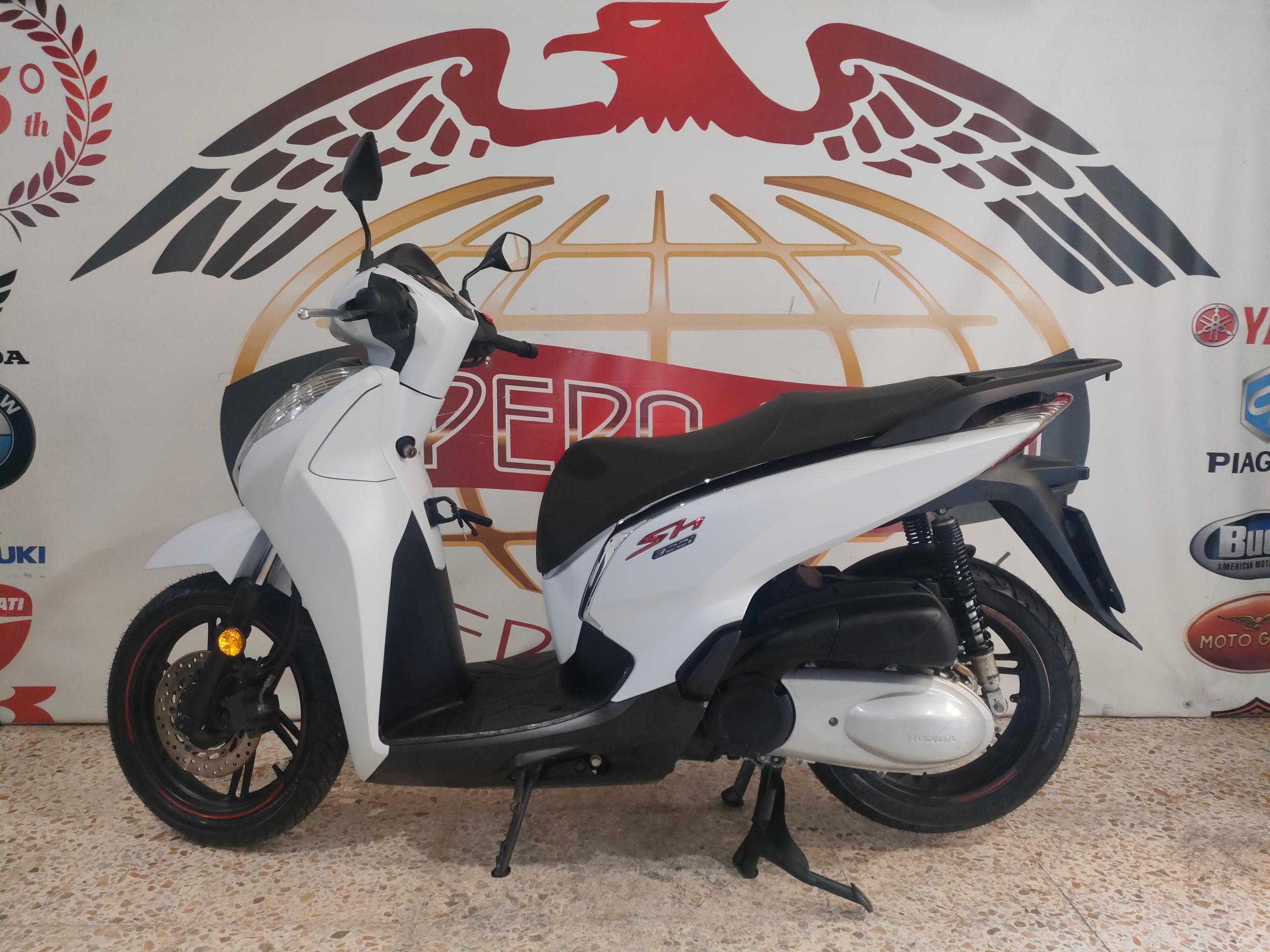 Honda SH300 2017 KM35560