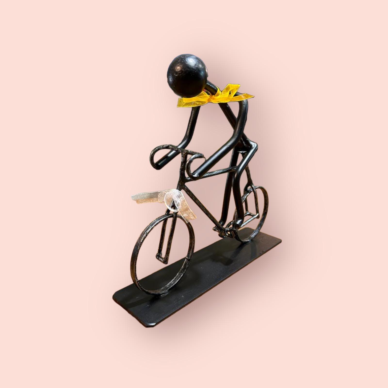 Omino ciclista