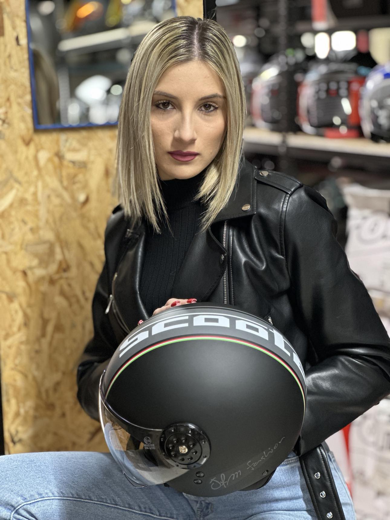 Casco Jet JFM Dark Nero Opaco Bandiera Italia Per Scooter