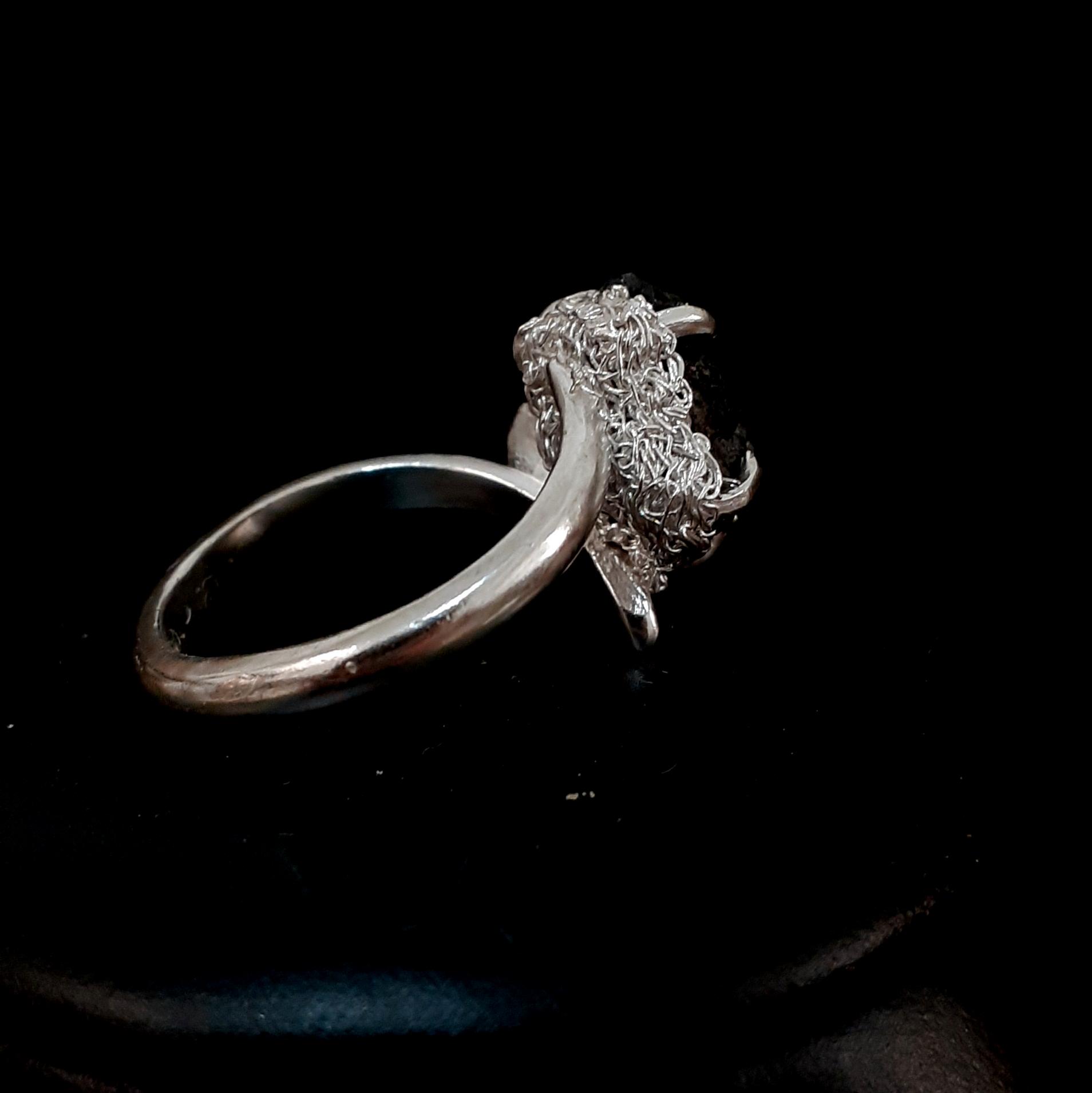 Anello in Trama d'argento, Lava dell'Etna e Ametista