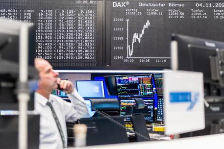The US default alarm sinks European stock exchanges, with 227 billion euros burned today