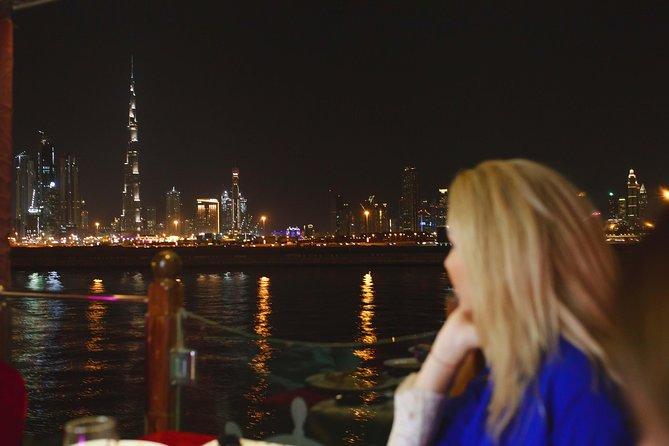 Crociera con cena a Dubai Marina