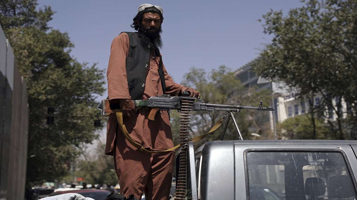 Pakistan: irruzione in un covo di Talebani