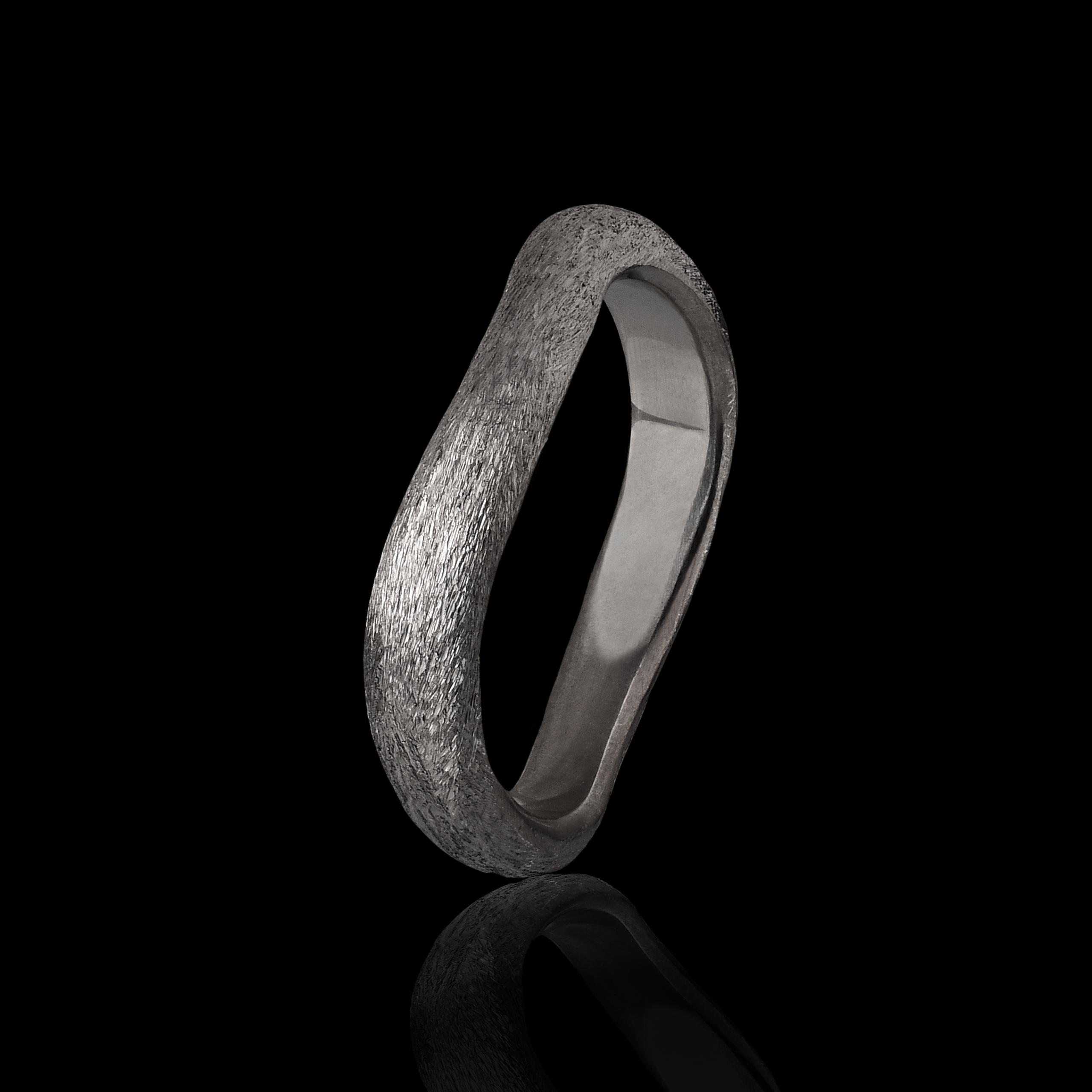 Anti-allergic rhodium-plated silver, with ruthenium lamination