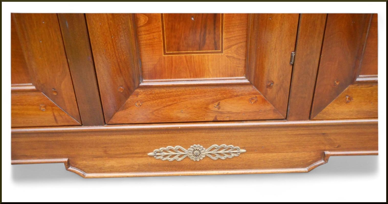 Credenza Luigi Filippo con segreti