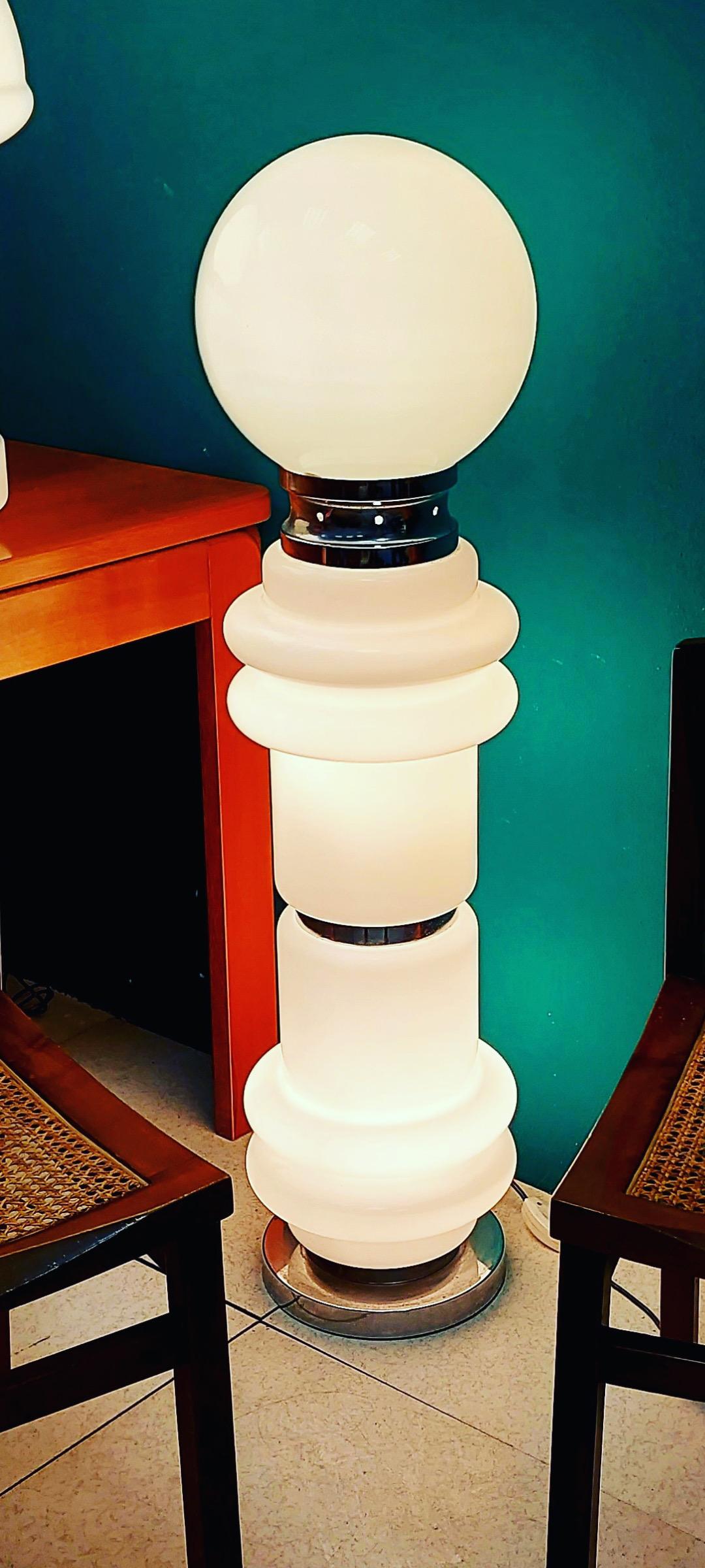 Lampada a piantana design Mazzega modernariato 70s