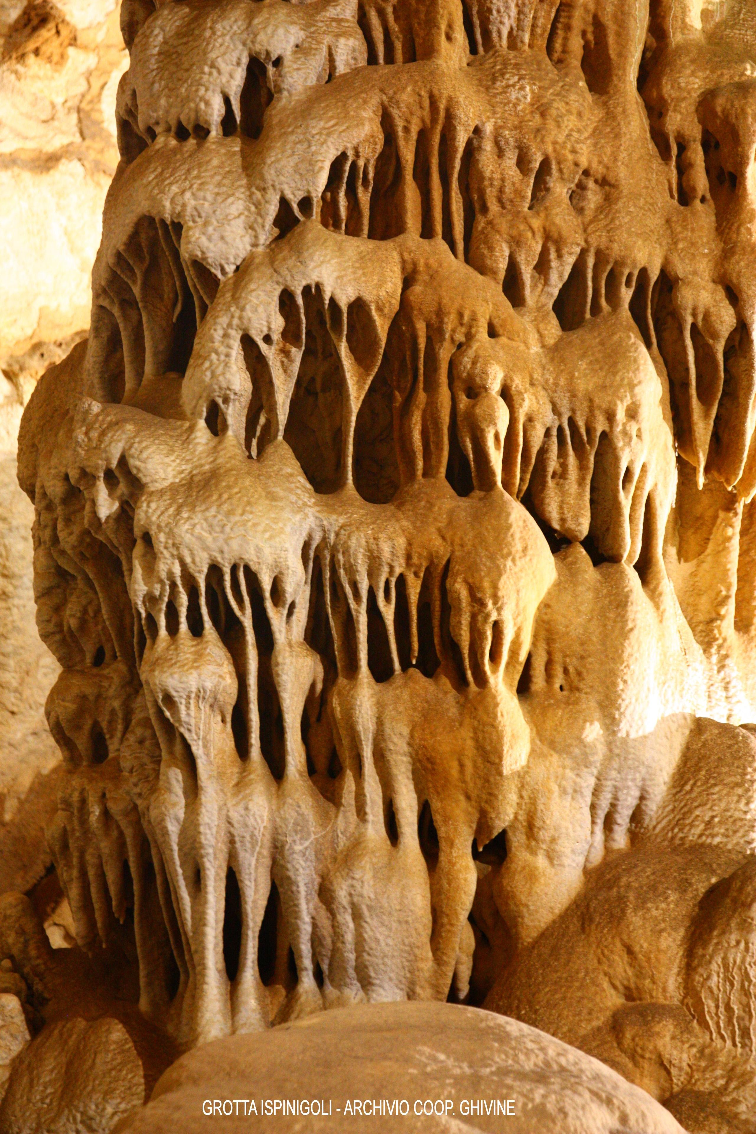 Grotta Ispinigoli stalagmiti