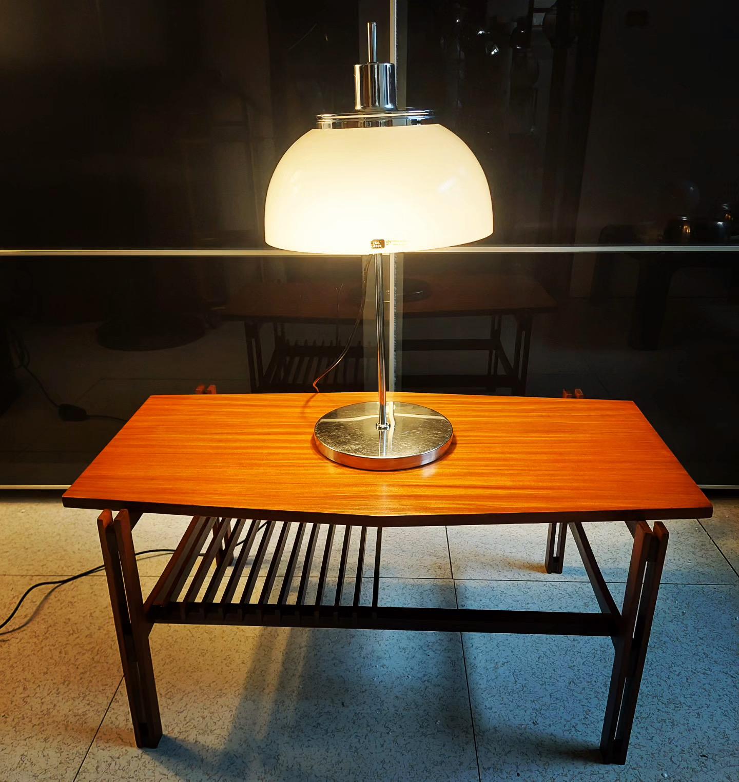 Tavolino in teak design anni 50 stile Ico Parisi