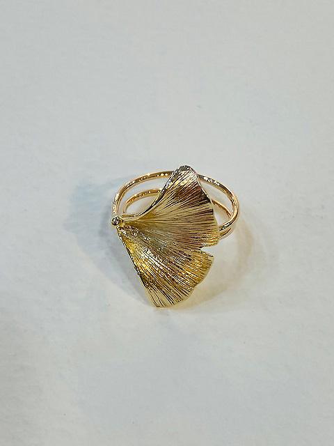 Collezione "Ginkgo Biloba" anello in oro giallo