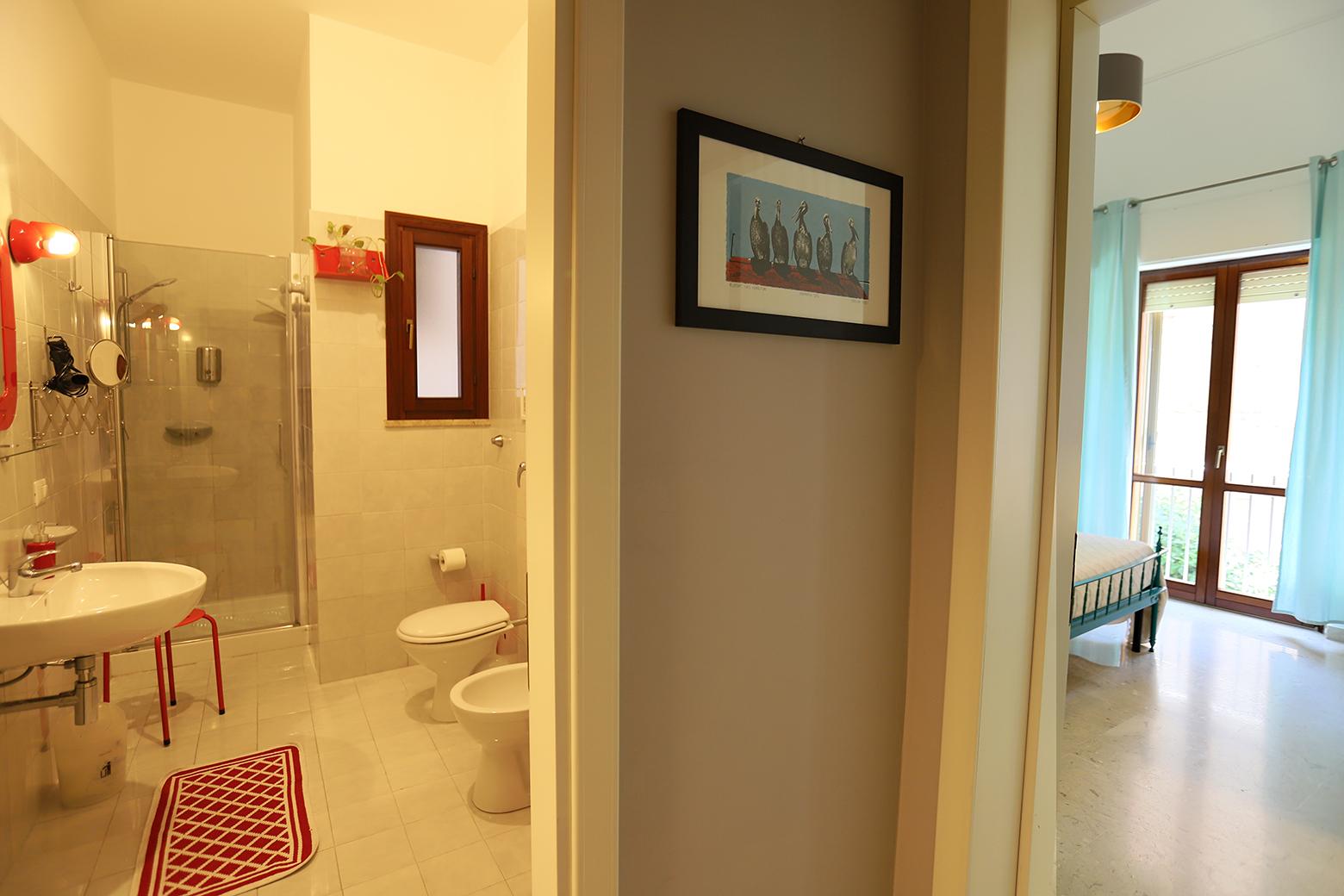 Suite Friendly  bathroom b&b la casa di paola