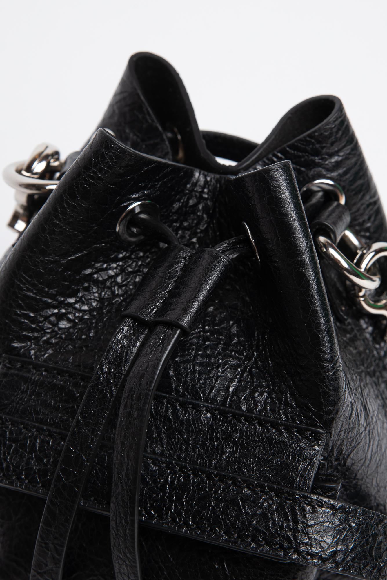 LEATHER BASKET BAG, Black leather vintage effect
