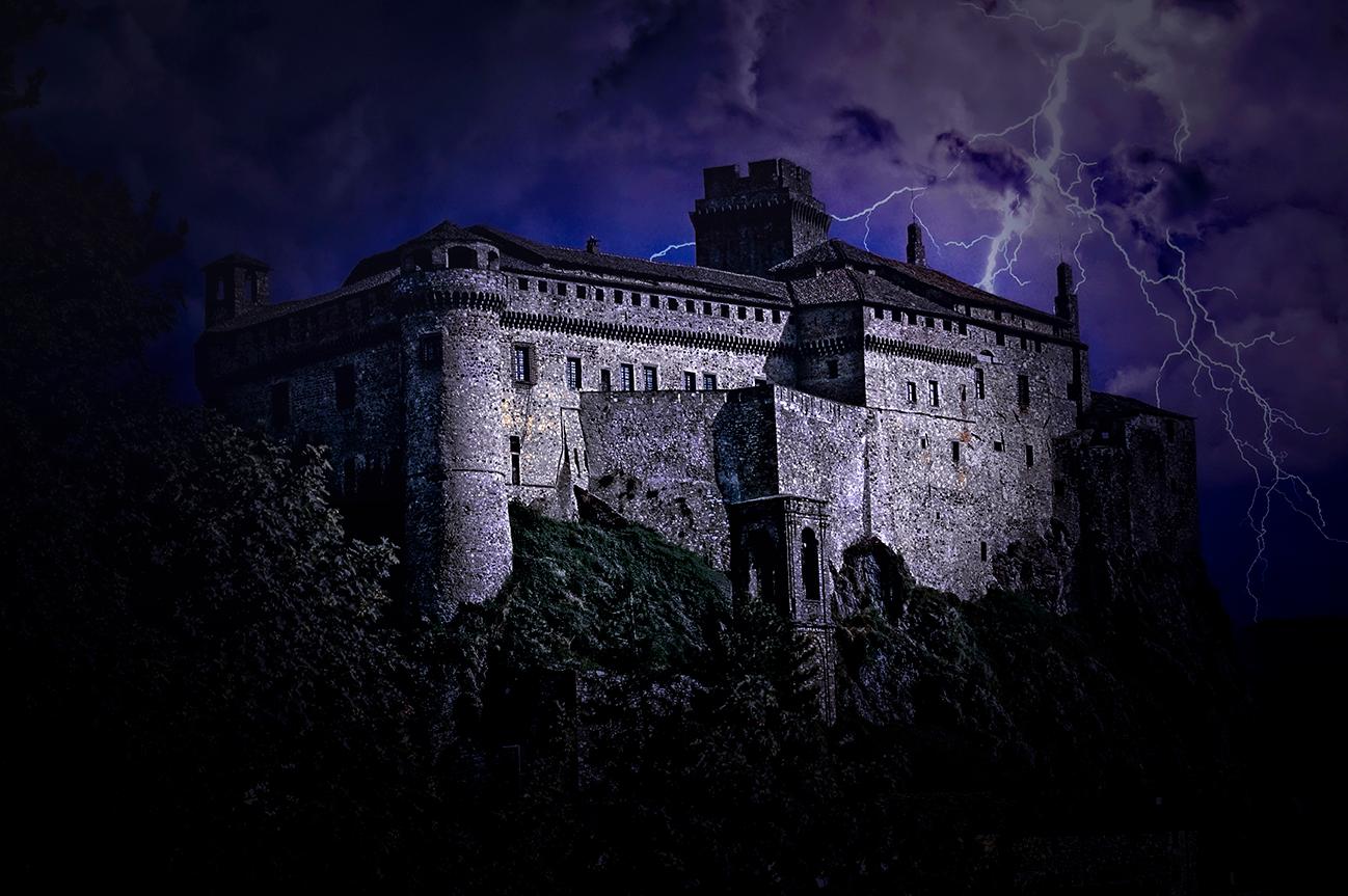 I castelli del Ducato Di Parma testo e foto di Toni Spagone