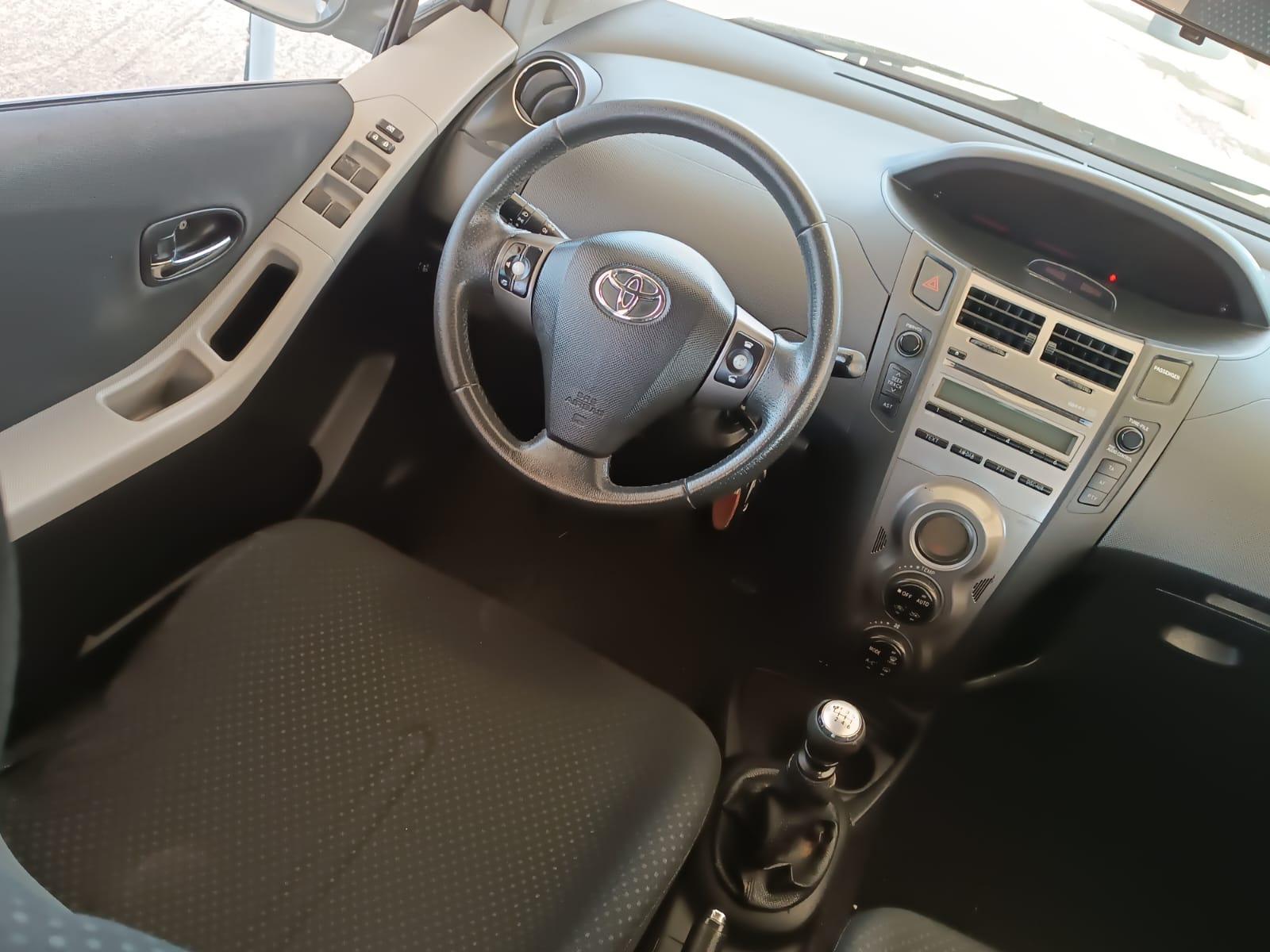 Toyota Yaris 1.4 Km 75.000! 2010 Ok Neo Uni Pro Garanzia Finanziamento