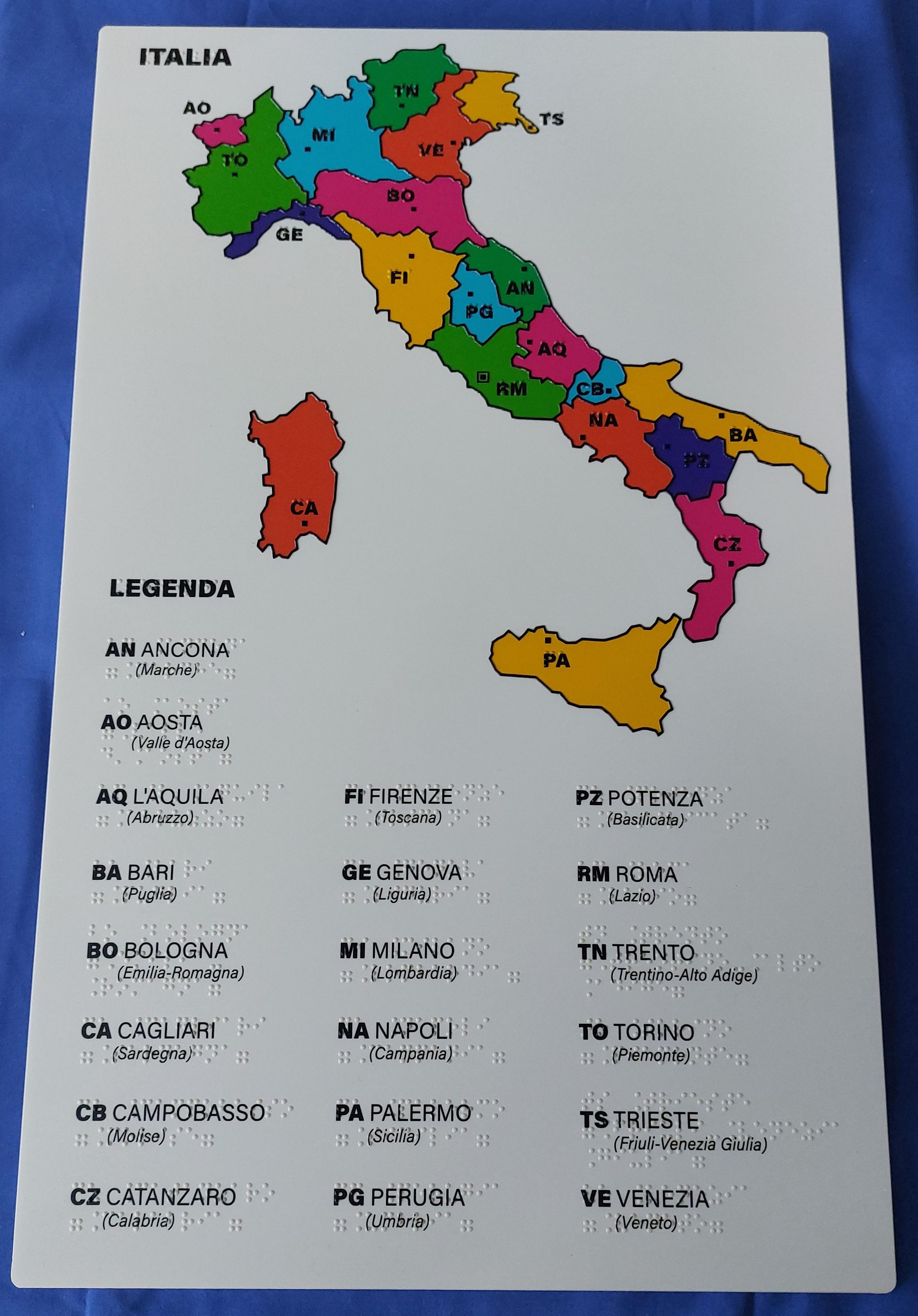 cartina geografica politica dell'ITALIA  - iva al 22%