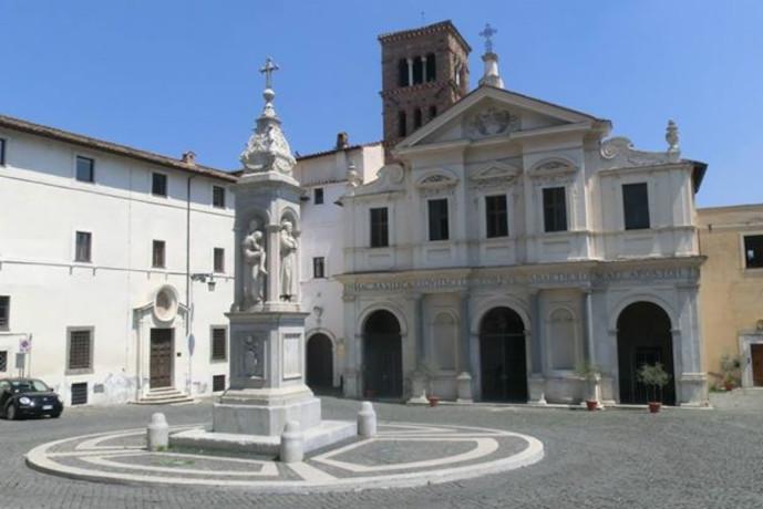 Basilica_di_San_Bartolomeo_all-Isolajpg