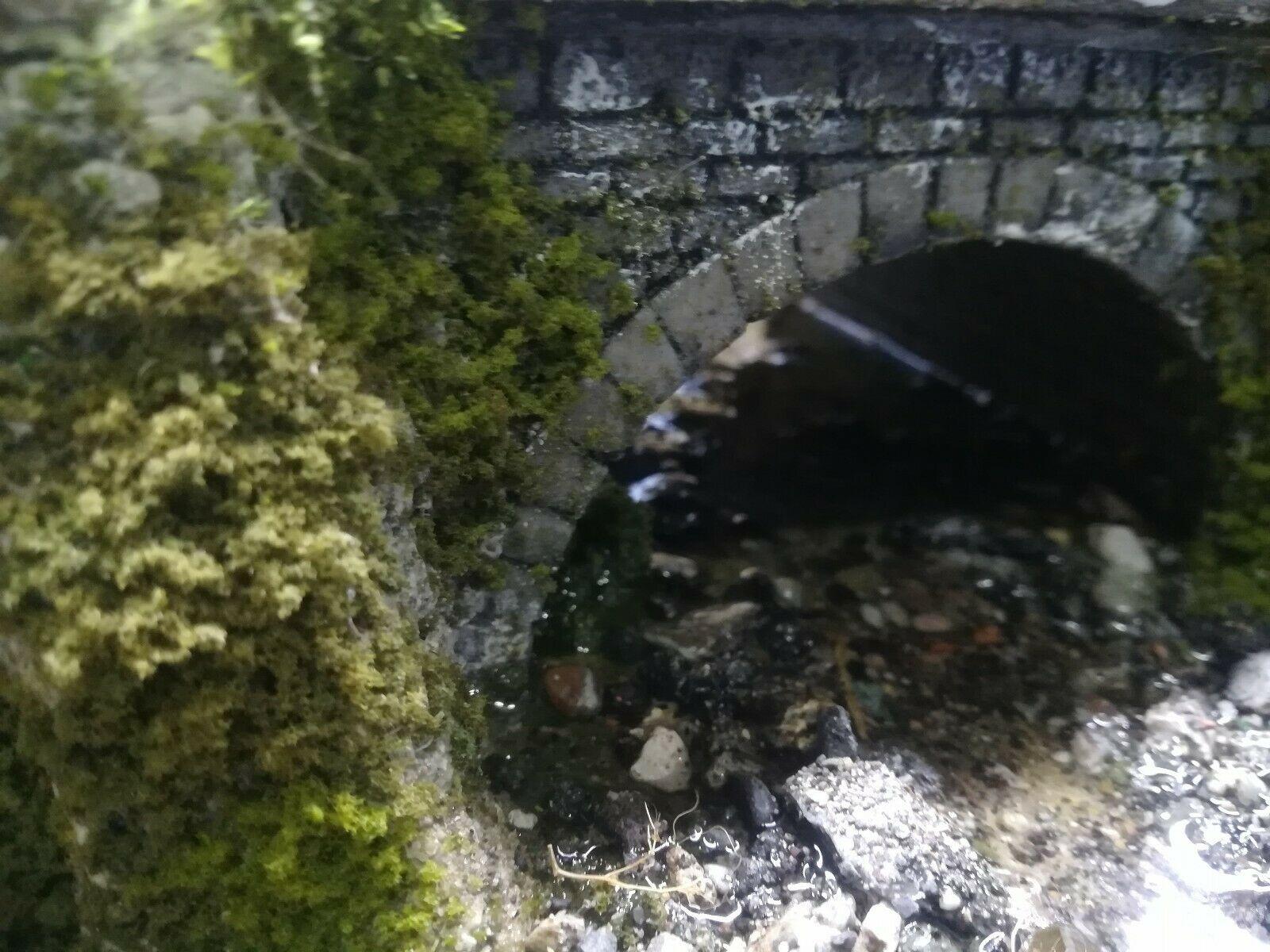 PD15 DIORAMA ESPOSITORE FERROVIARIO