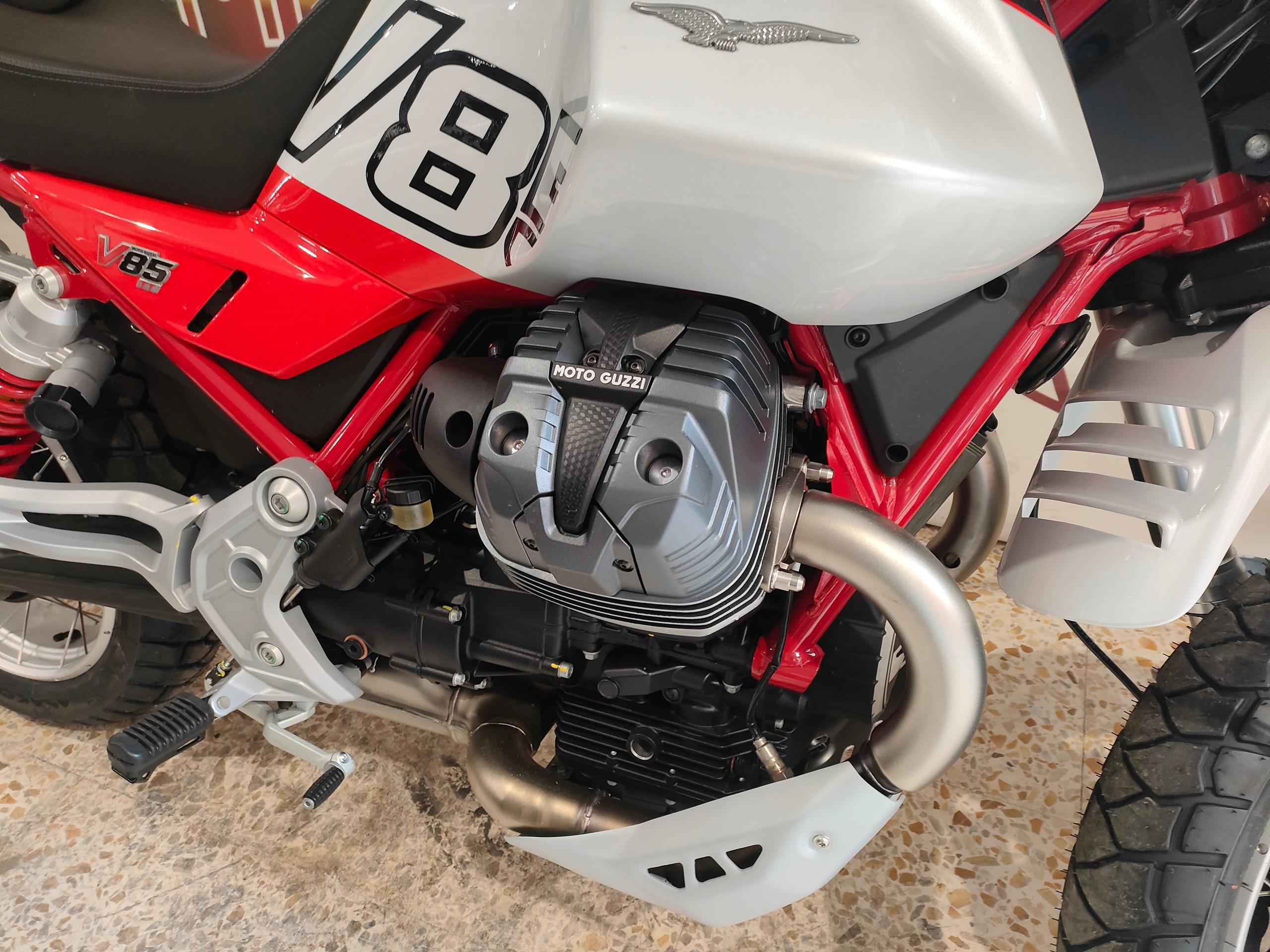 Moto Guzzi V85 TT nuova Pronta Consegna