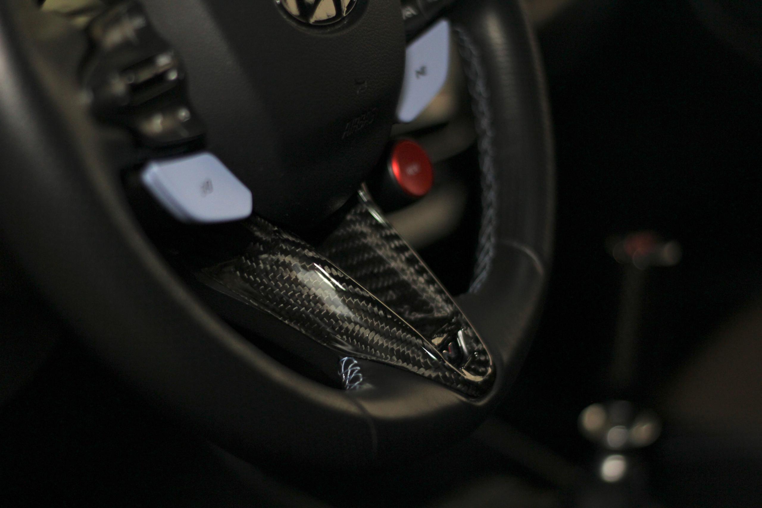 Hyundai i20 N - Steering Wheel Carbon Fiber Cover - M205 Works