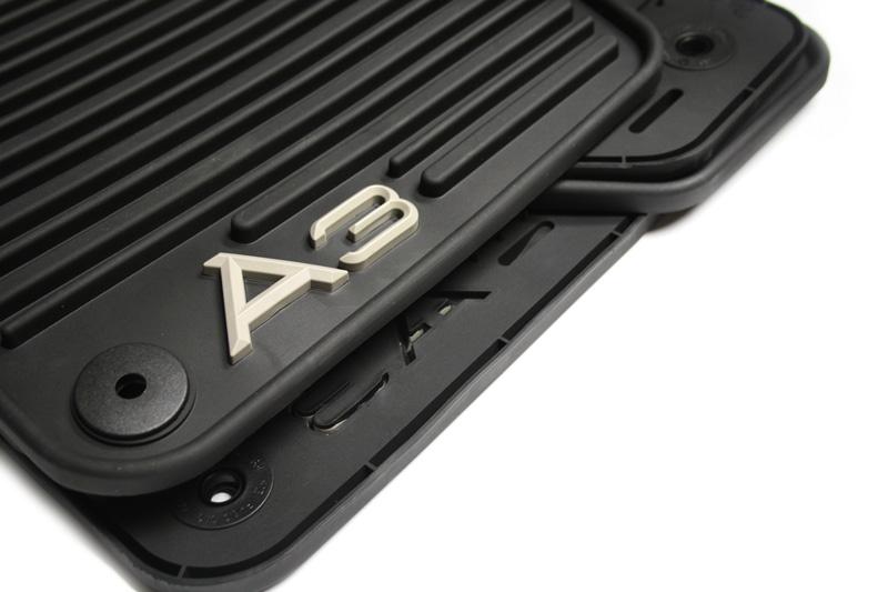 Set tappetini in gomma logo A3 originali Audi A3 8P/Sportback (2004 - 2012)