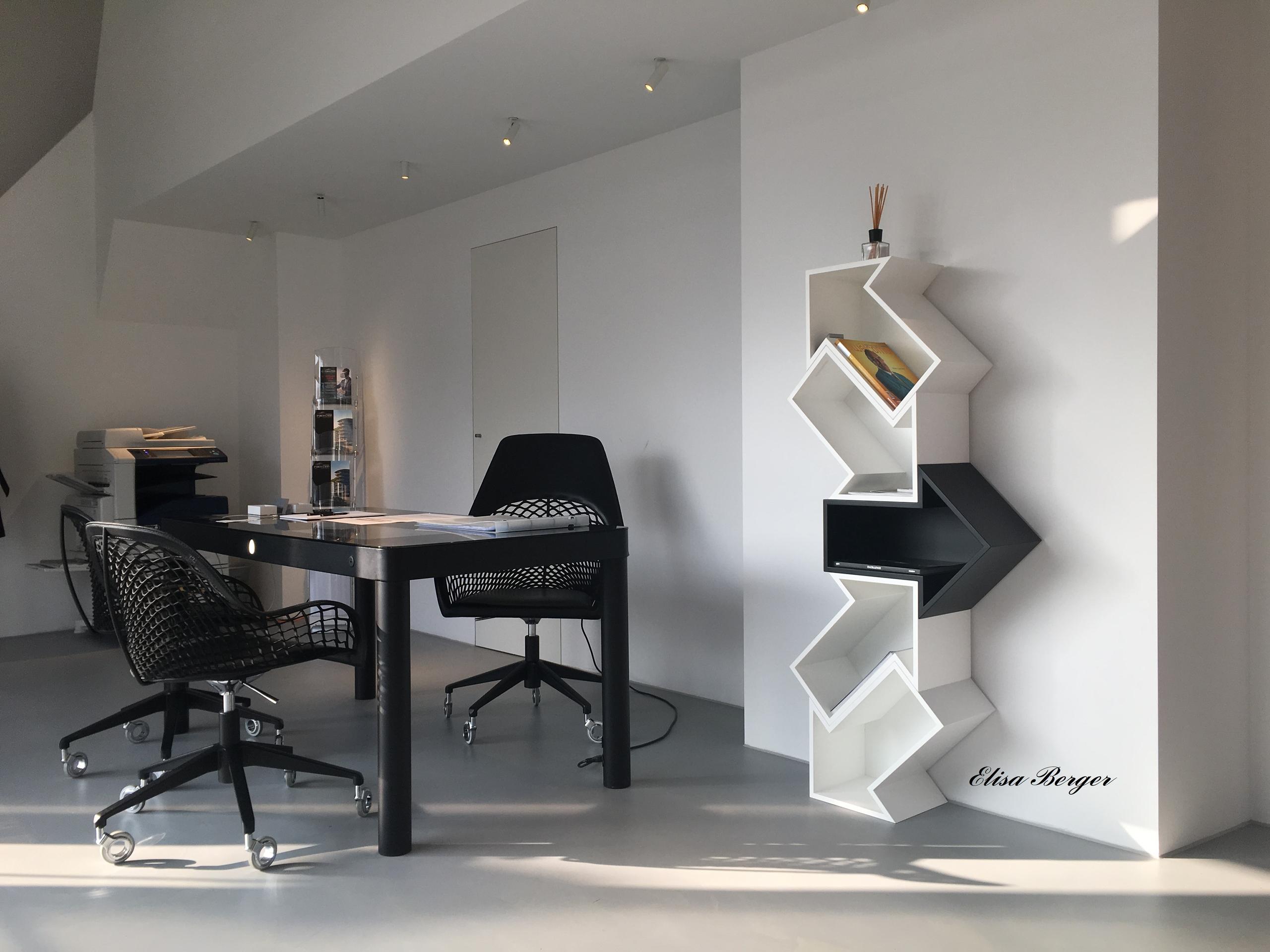 Renzetti Partners + Libreria Electra Elisa Berger Interior Design Studio Lugano, libreria scaffalatura in legno componibile modulare, negozio arredamento, modular shelf wood, home decor,
