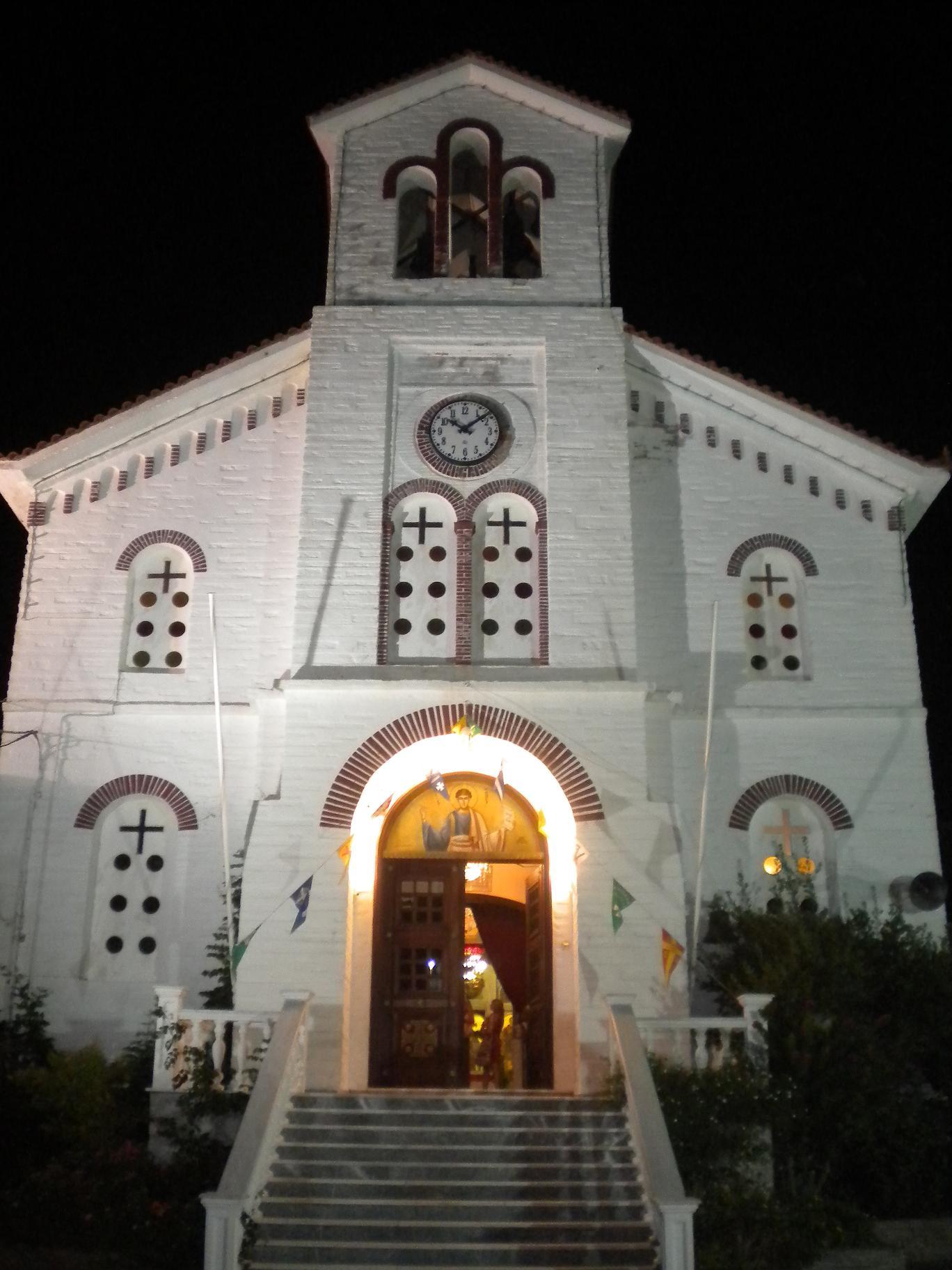 Andros chiesa di Batsi