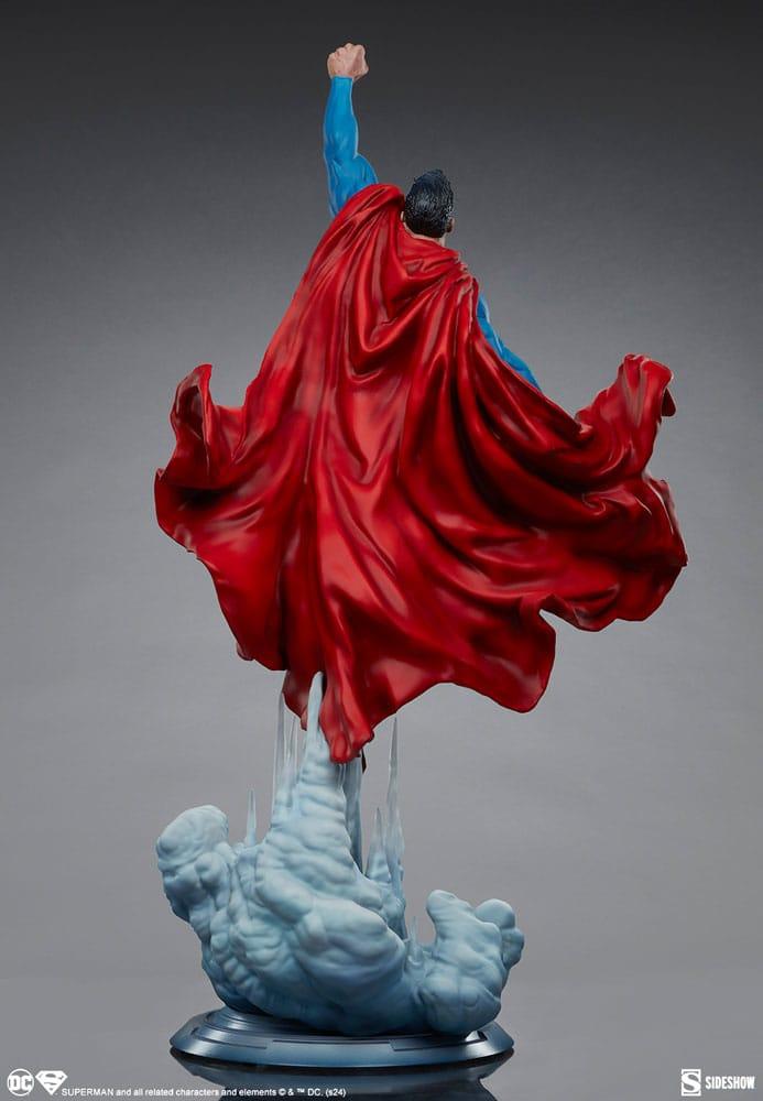 Sideshow SUPERMAN Premium Format DC COMICS Resin STATUE