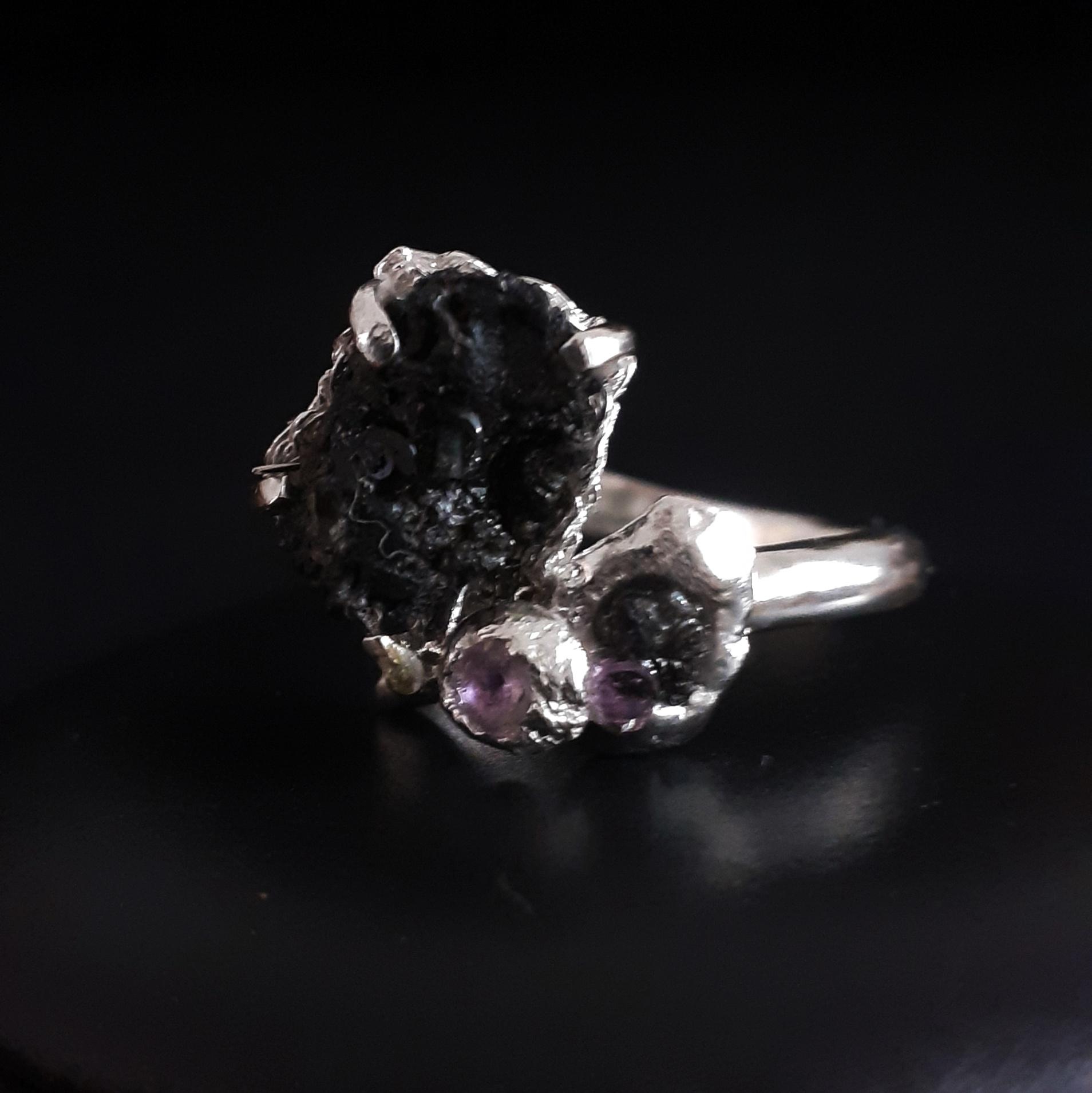 Anello in Trama d'argento, Lava dell'Etna e Ametista