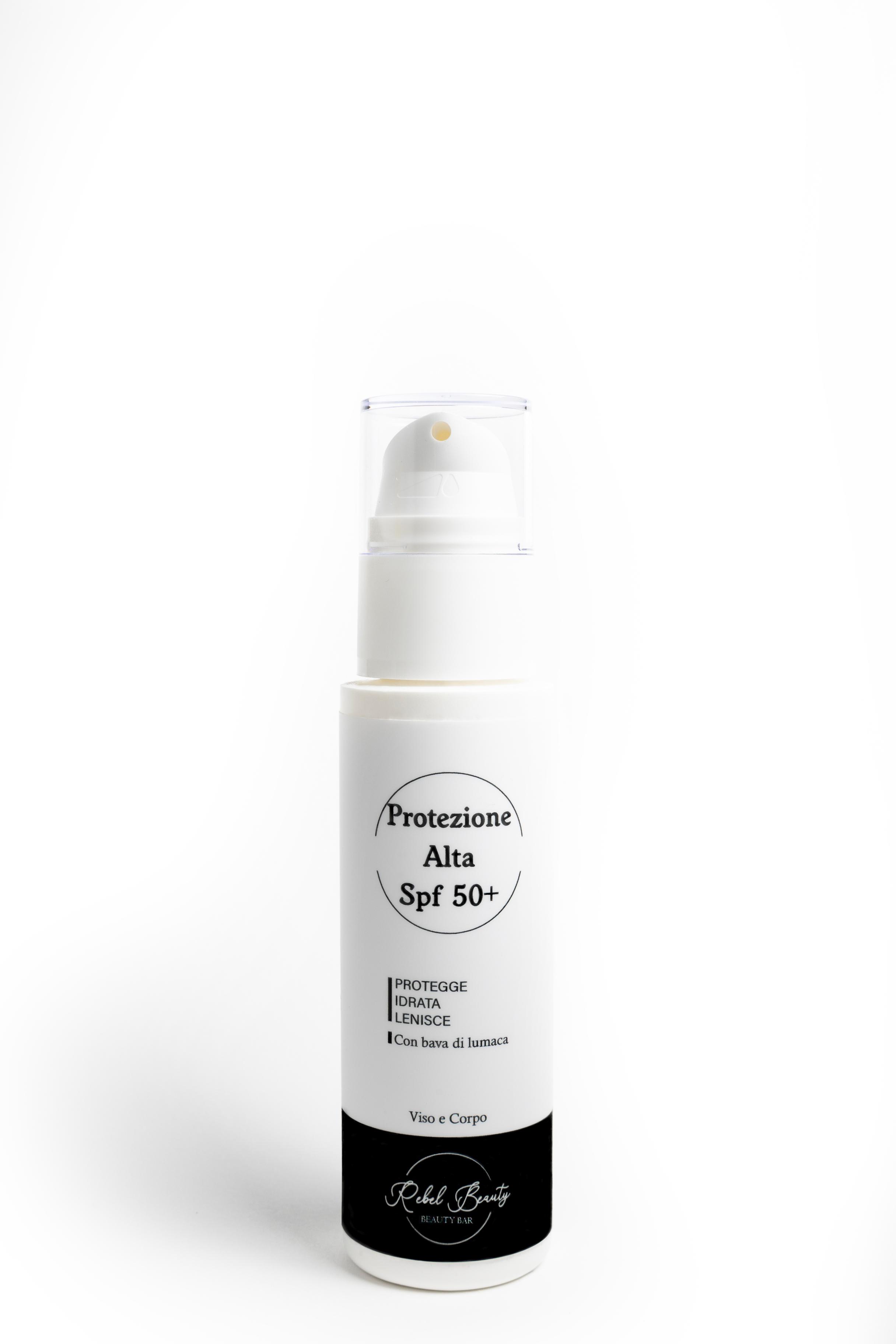 Protezione solare SPF50+