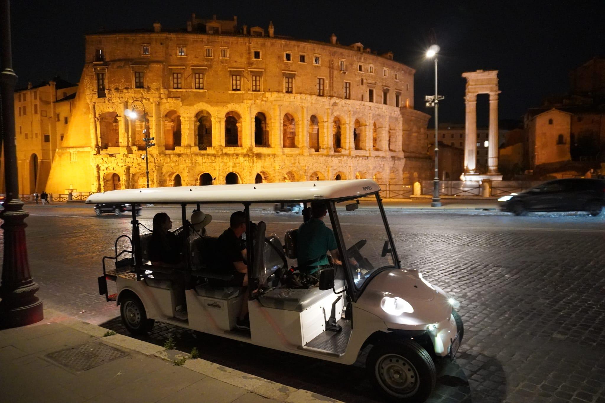 Explore the Eternal City by Golf Cart with Expert Guides