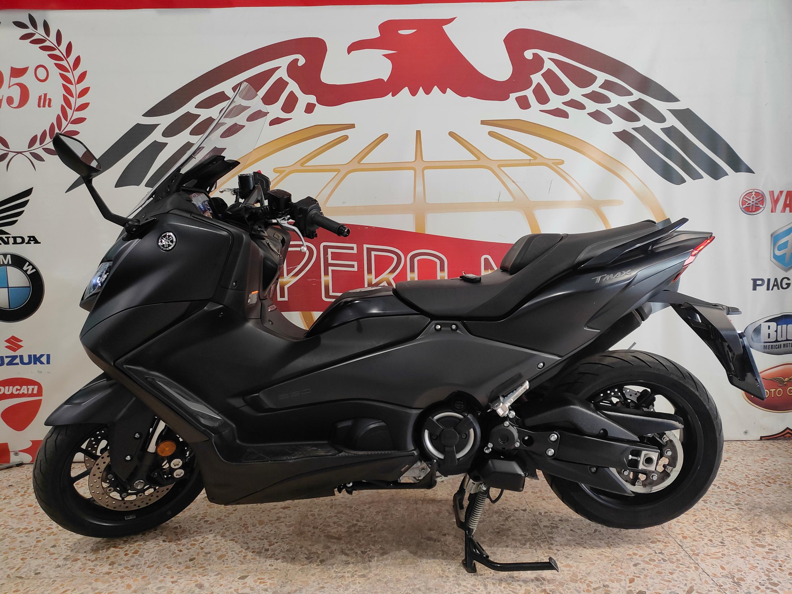 Yamaha T-Max 560 2022 Km 8643