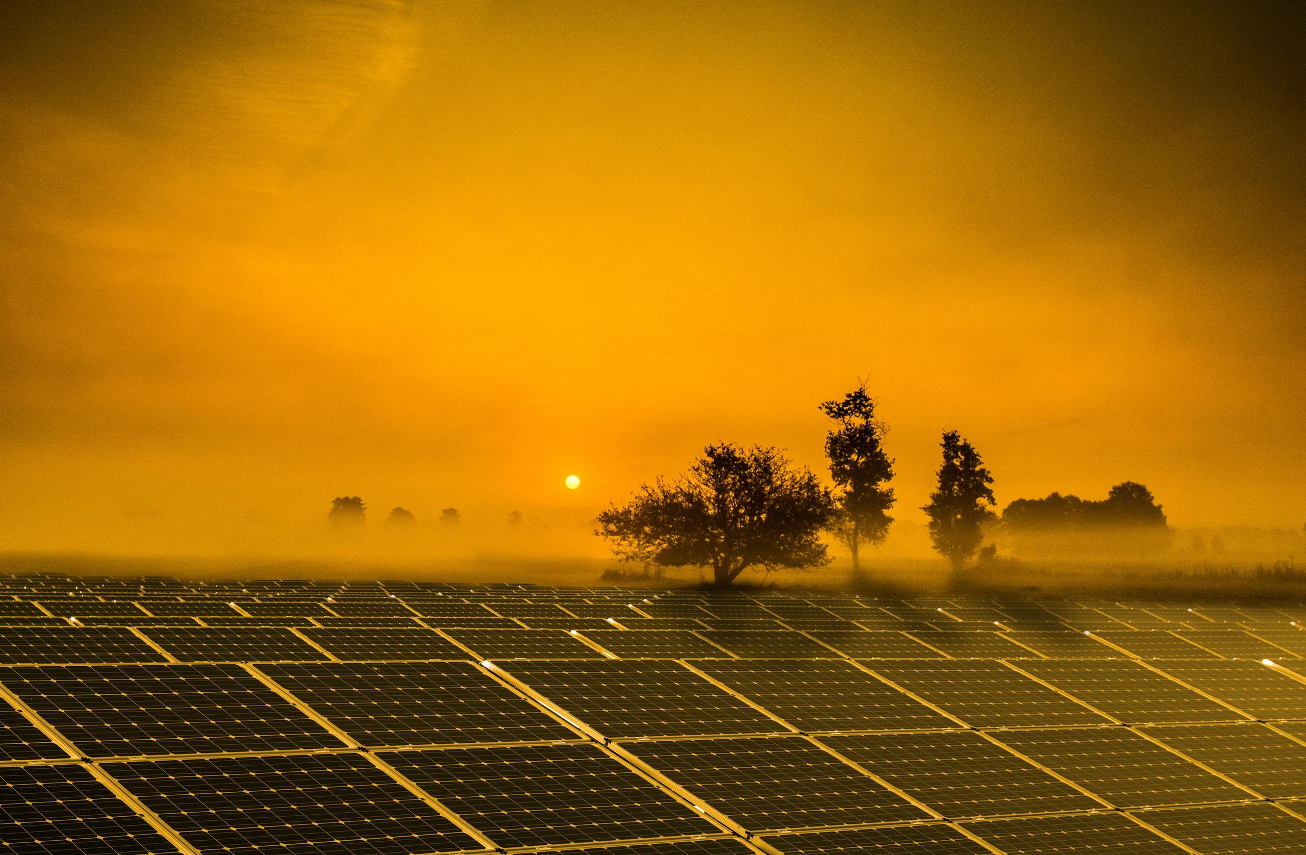 Grandi Impianti Fotovoltaici: Il servizio di GIR dedicato ai proprietari di terreni.