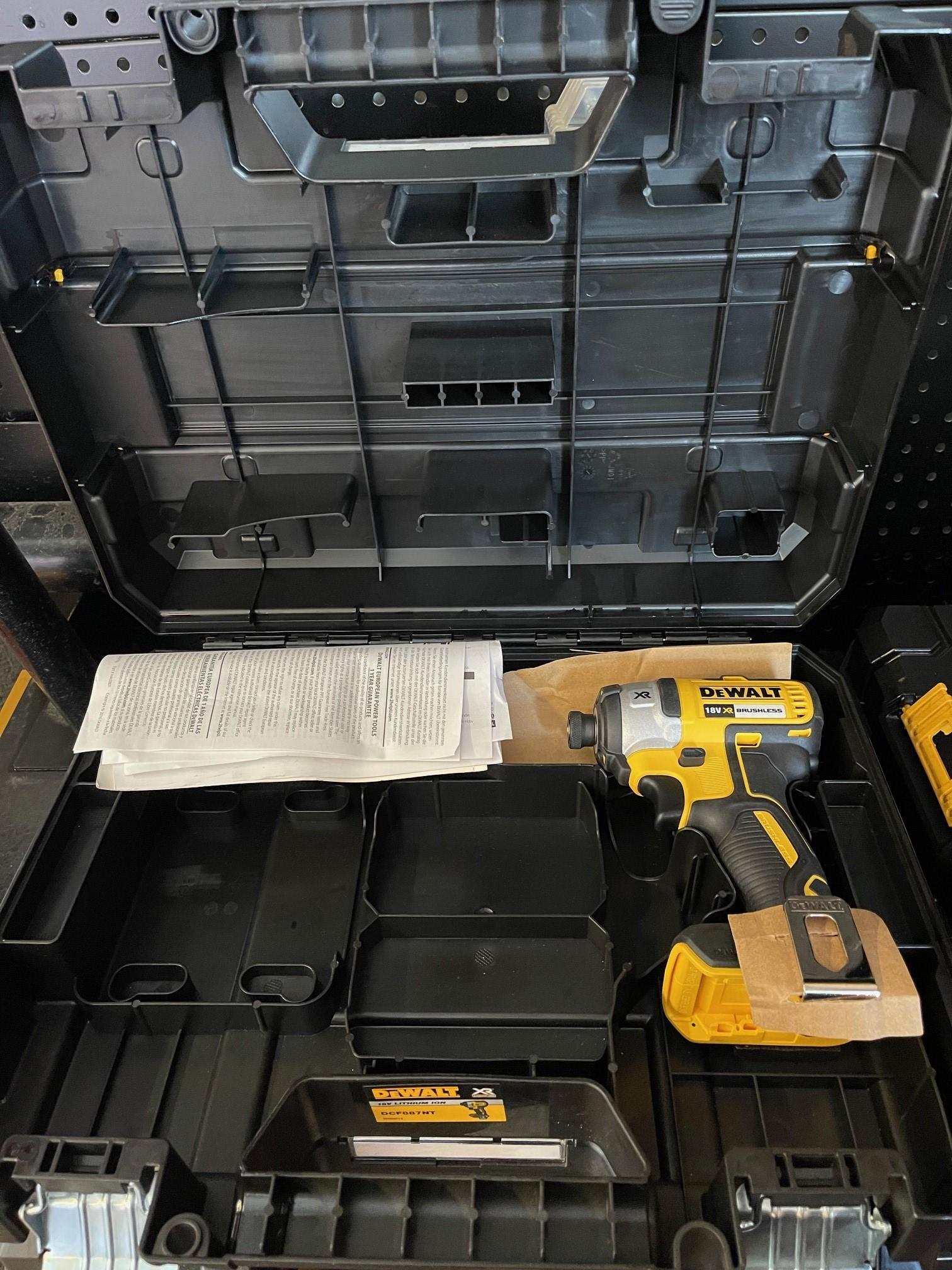 KIT DEWALT DCK365P4T-IT