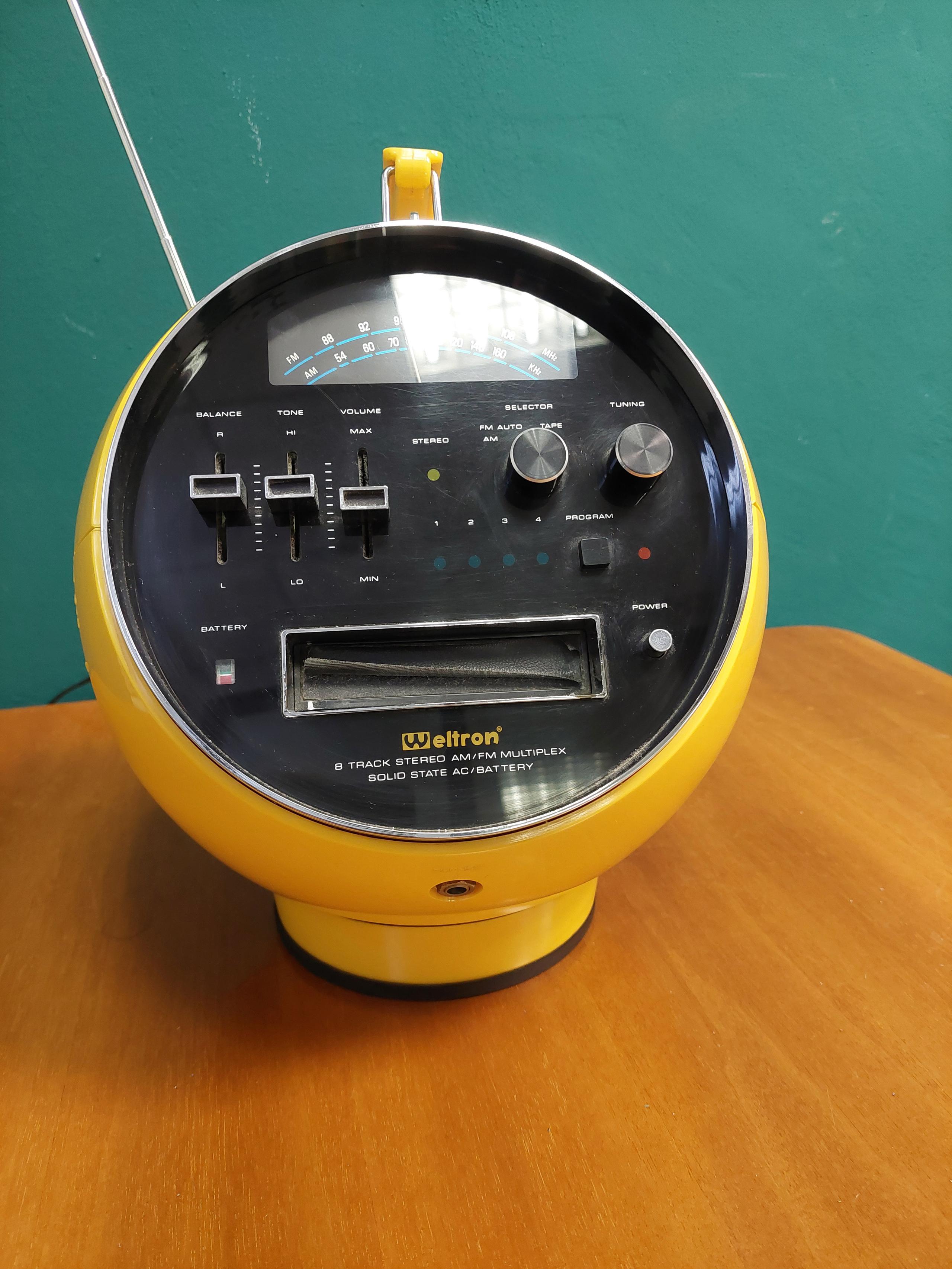 Rara radio Weltron mod. 2001 design modernariato