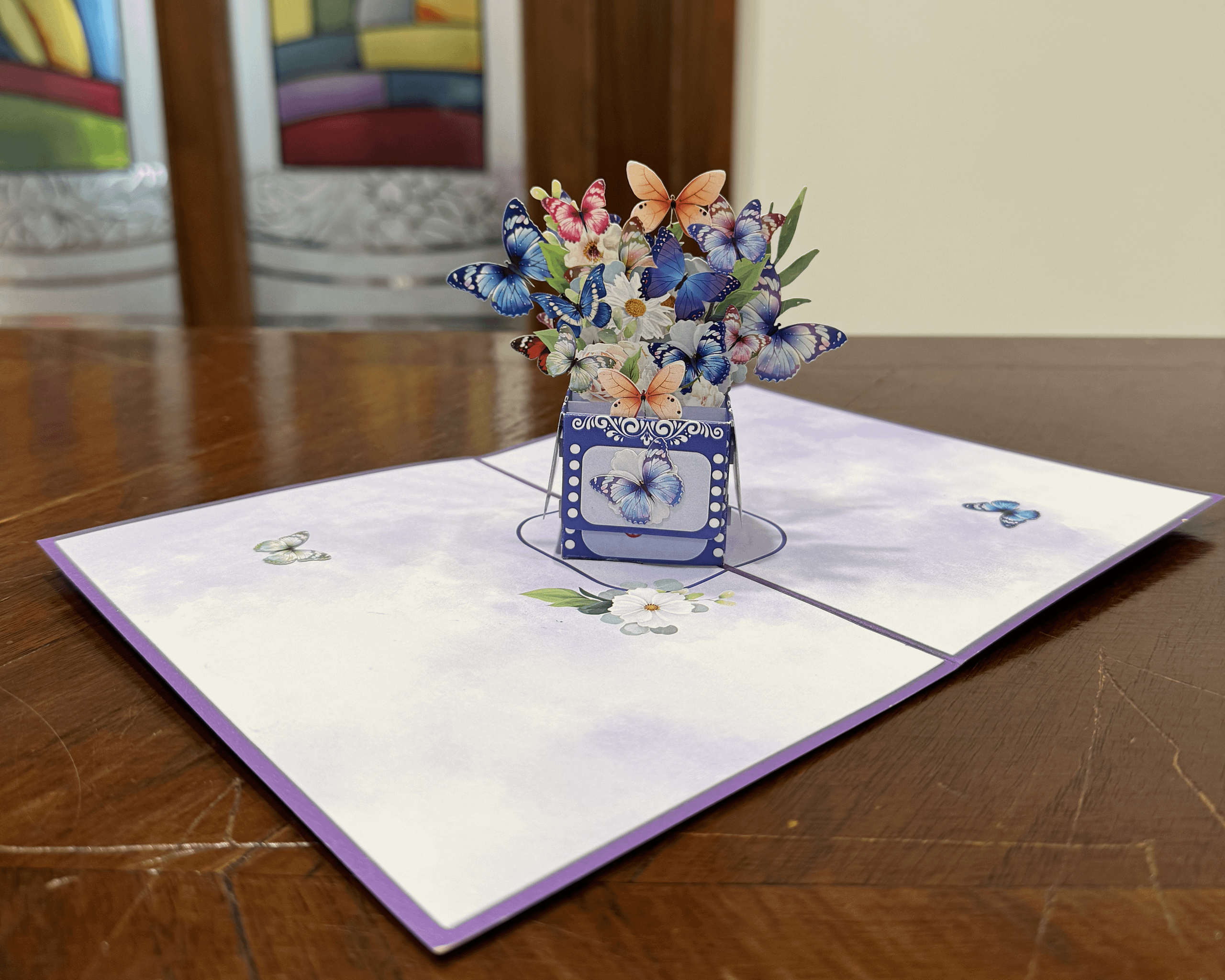 MAZZO DI FIORI CON FARFALLE POP-UP CARD