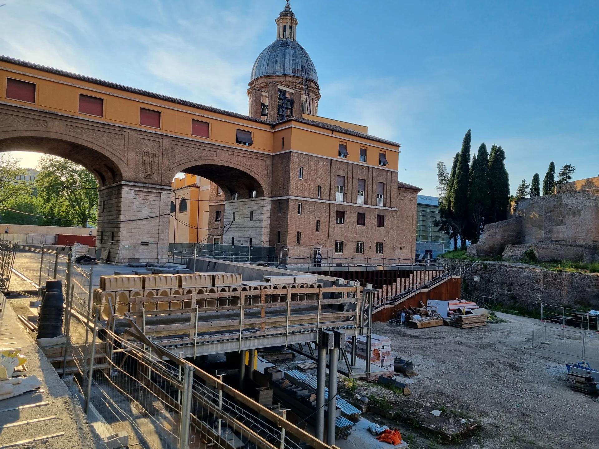 Lavori in corso al Mausoleo di Augusto